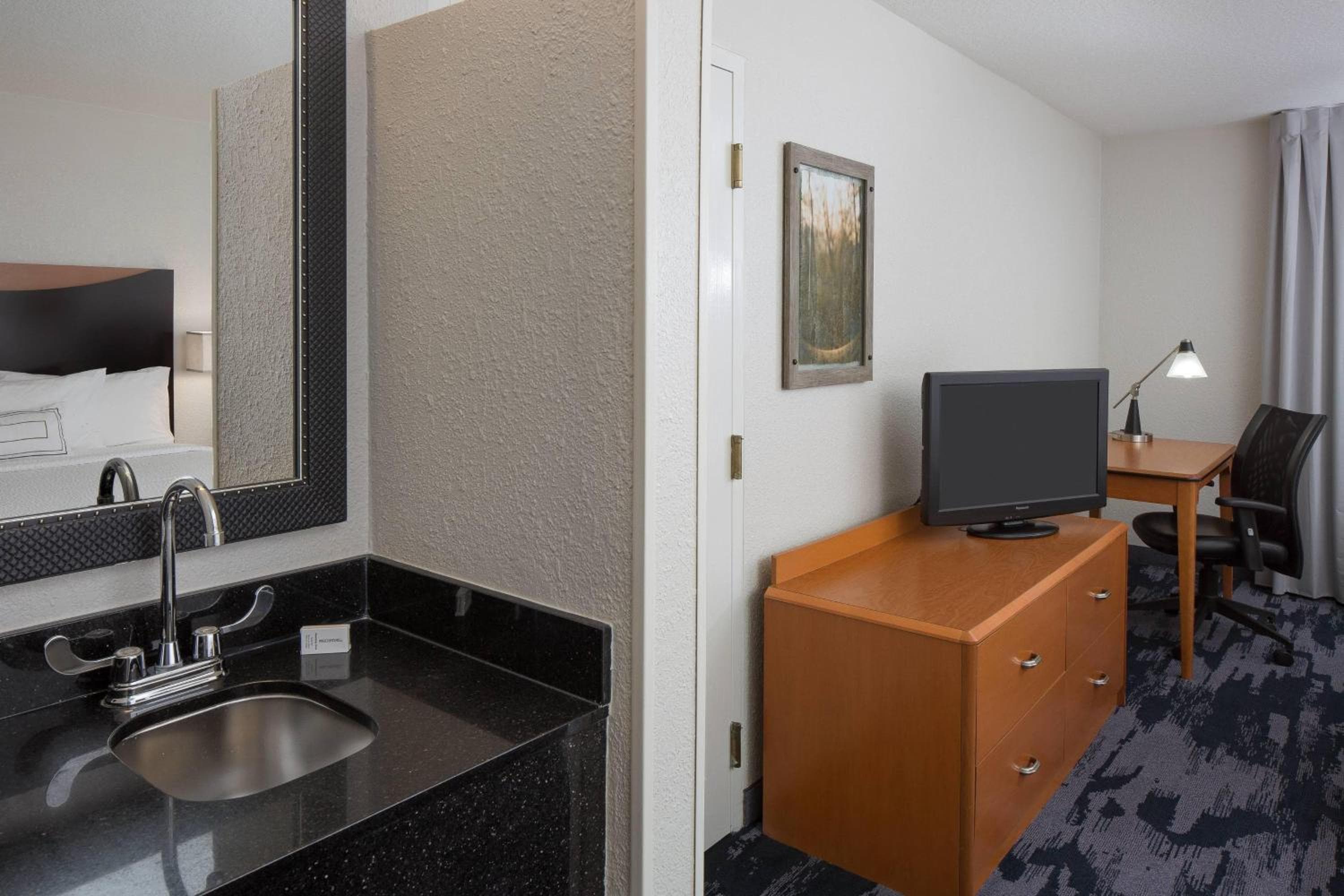 Fairfield Inn & Suites by Marriott Orlando Lake Buena Vista — 6