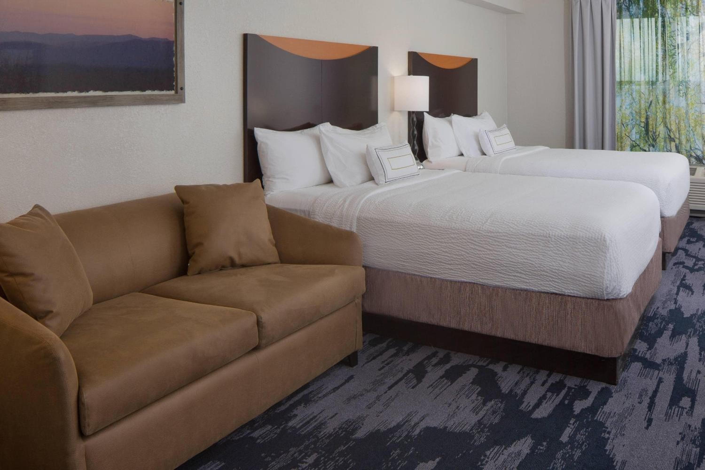 Fairfield Inn & Suites by Marriott Orlando Lake Buena Vista — 7