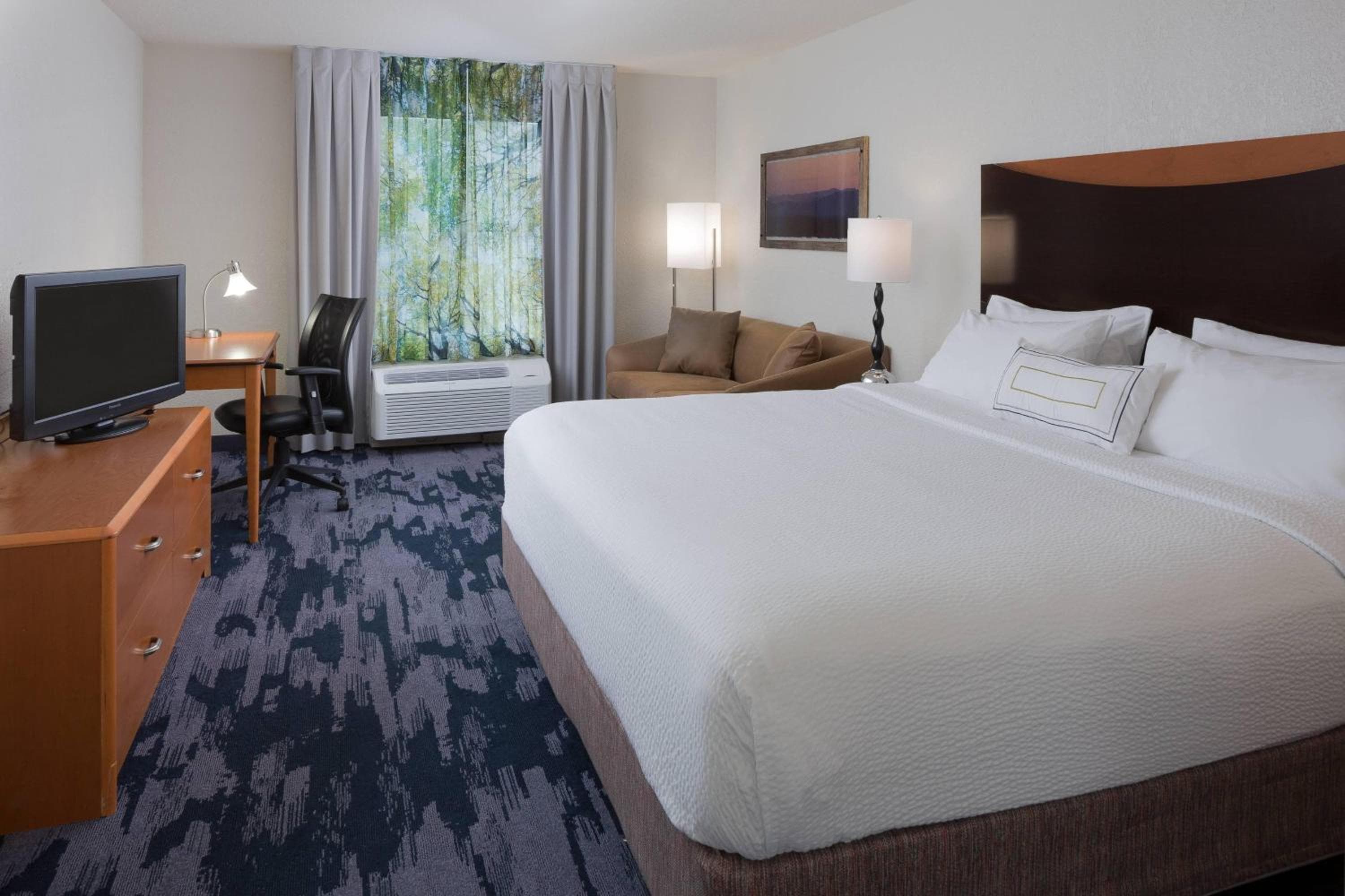 Fairfield Inn & Suites by Marriott Orlando Lake Buena Vista — 9