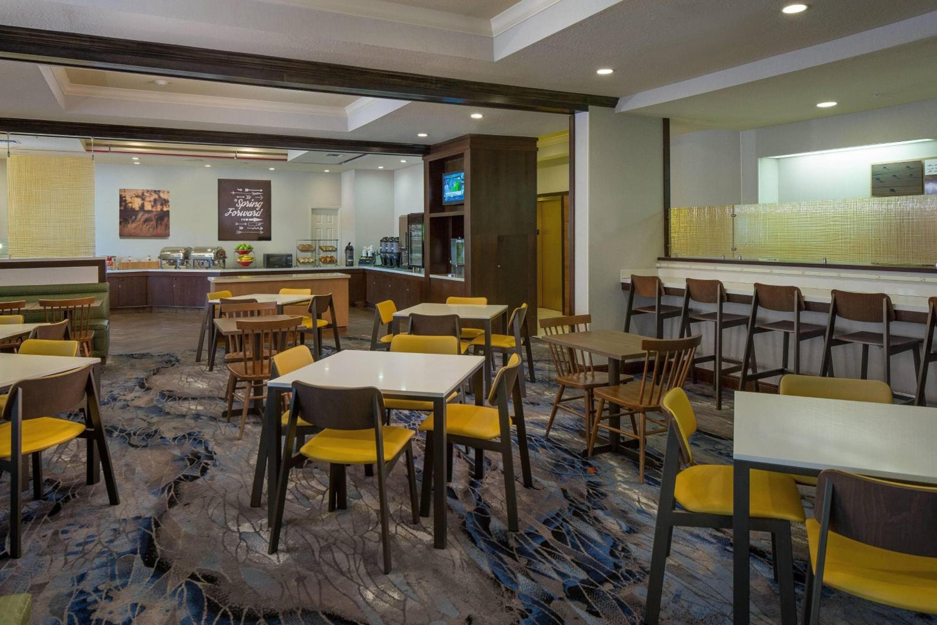 Fairfield Inn & Suites by Marriott Orlando Lake Buena Vista — 18
