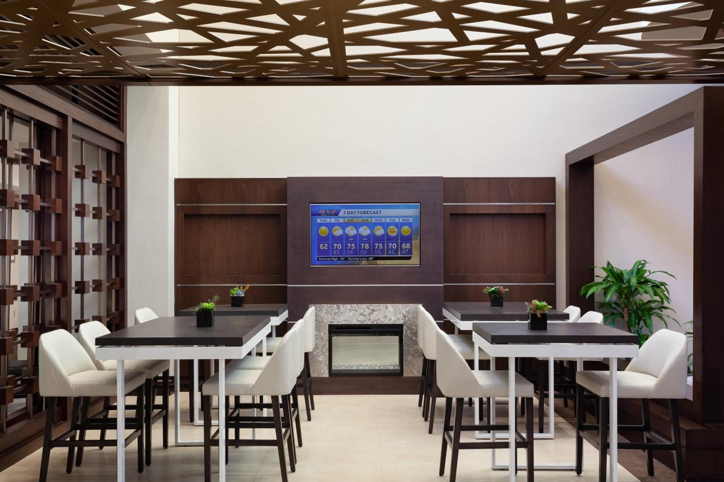 Marriott Orlando Airport Lakeside — 6
