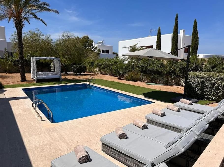 Schöne Villa Bohemia Ibiza — 2