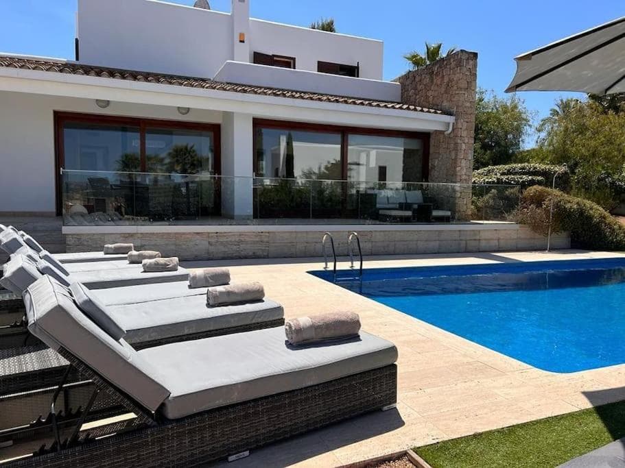Schöne Villa Bohemia Ibiza — 3