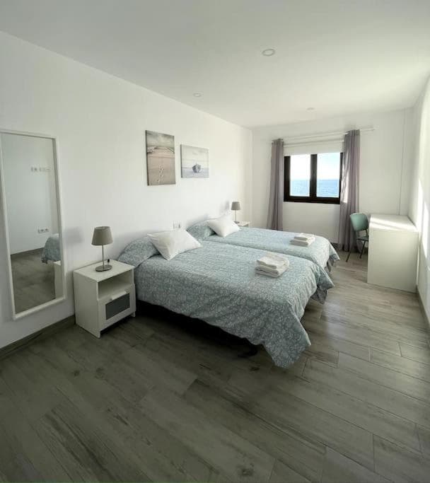 Moderno apartamento frente al mar — 2