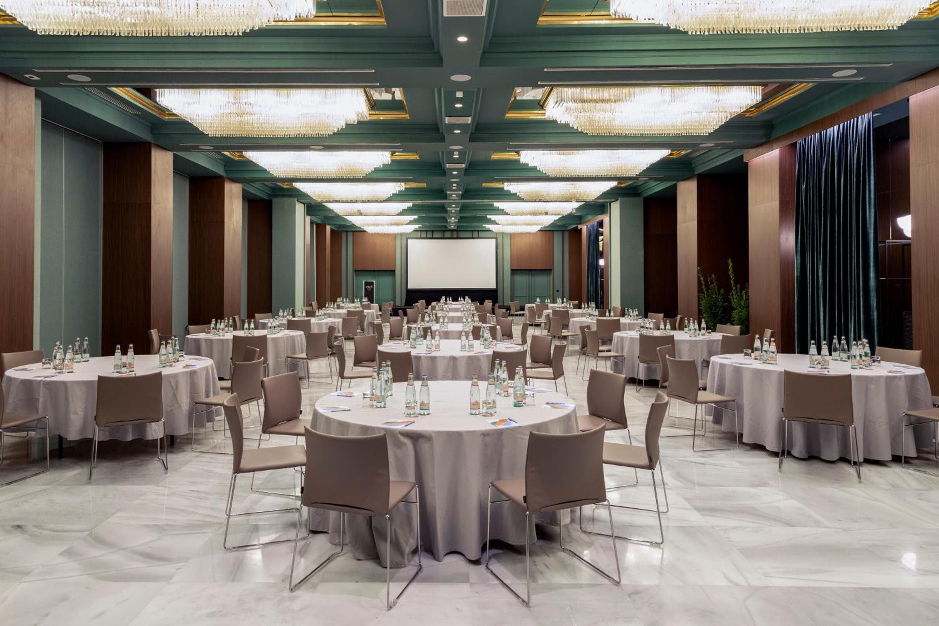 Meliá Milano — 18