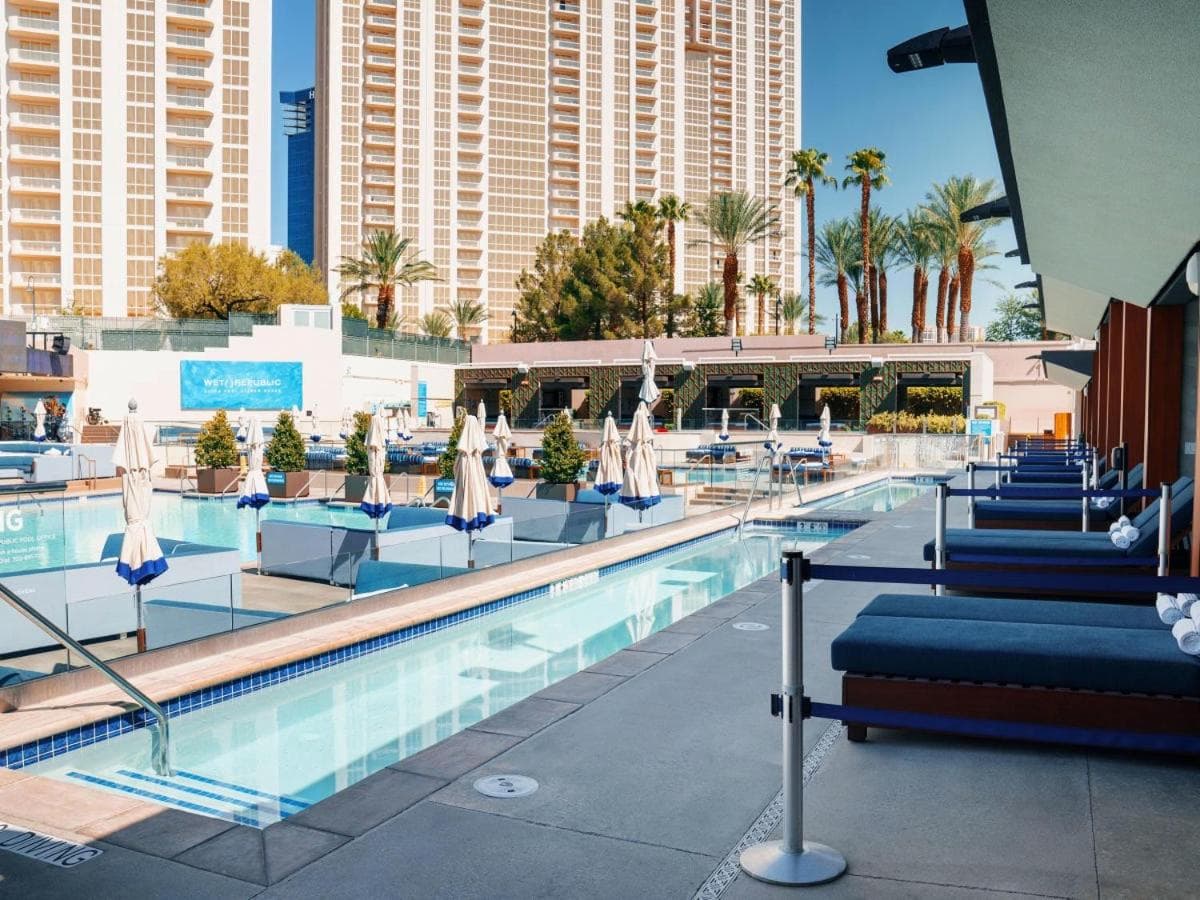 MGM Signature, Centrally Located, Strip Views NO RESORT FEE — 2