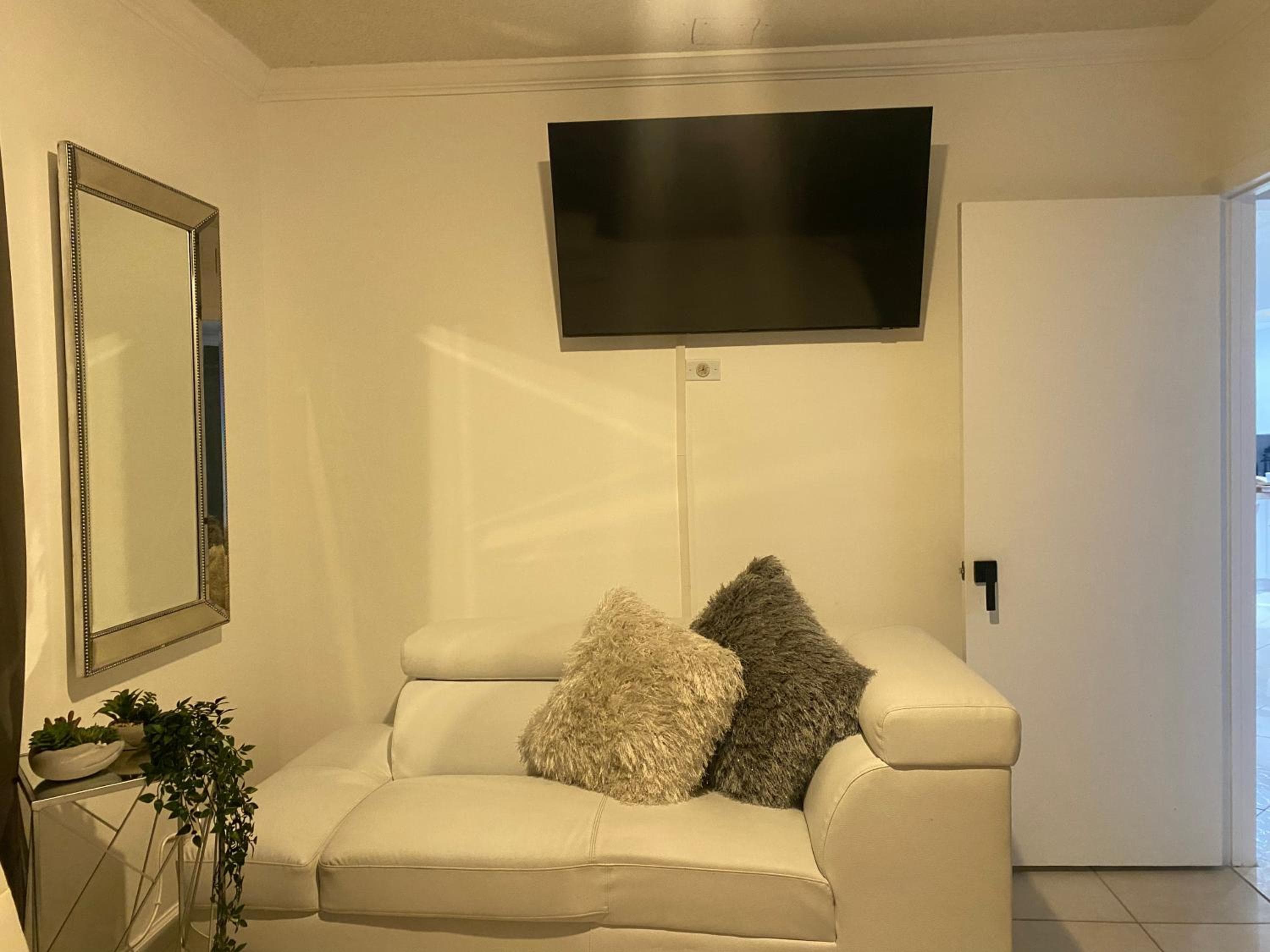 Bella casa a 7 minuti dall'aeroporto di Miami con parcheggio GRATUITO — 30