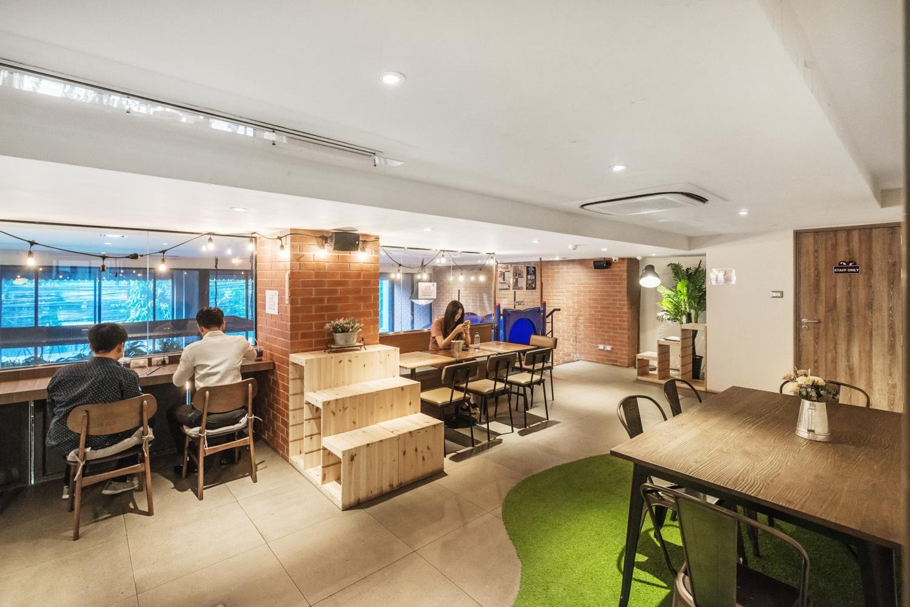 Kokotel Bangkok Surawong — 17