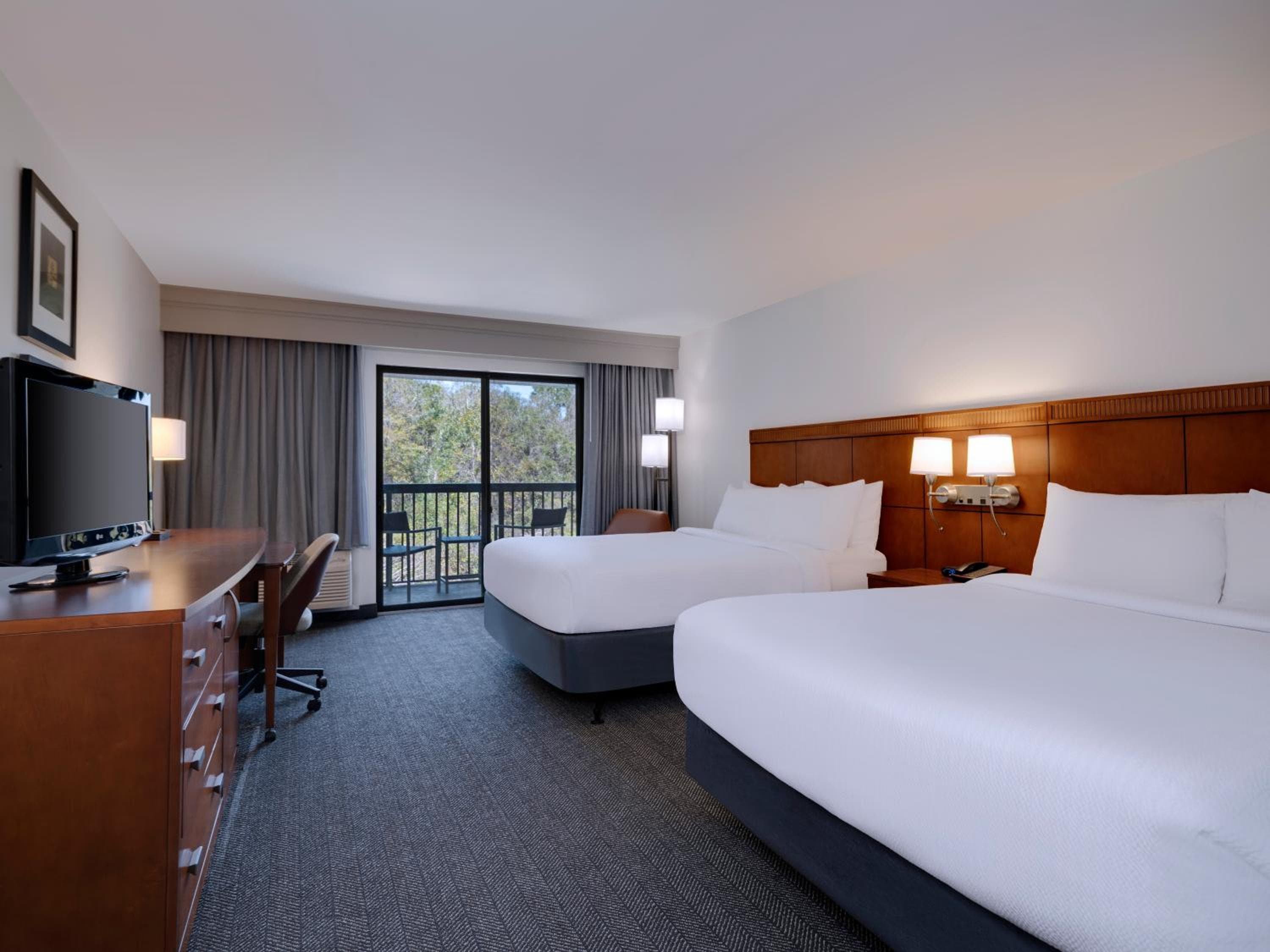 Courtyard Tampa North / I-75 Fletcher — 23
