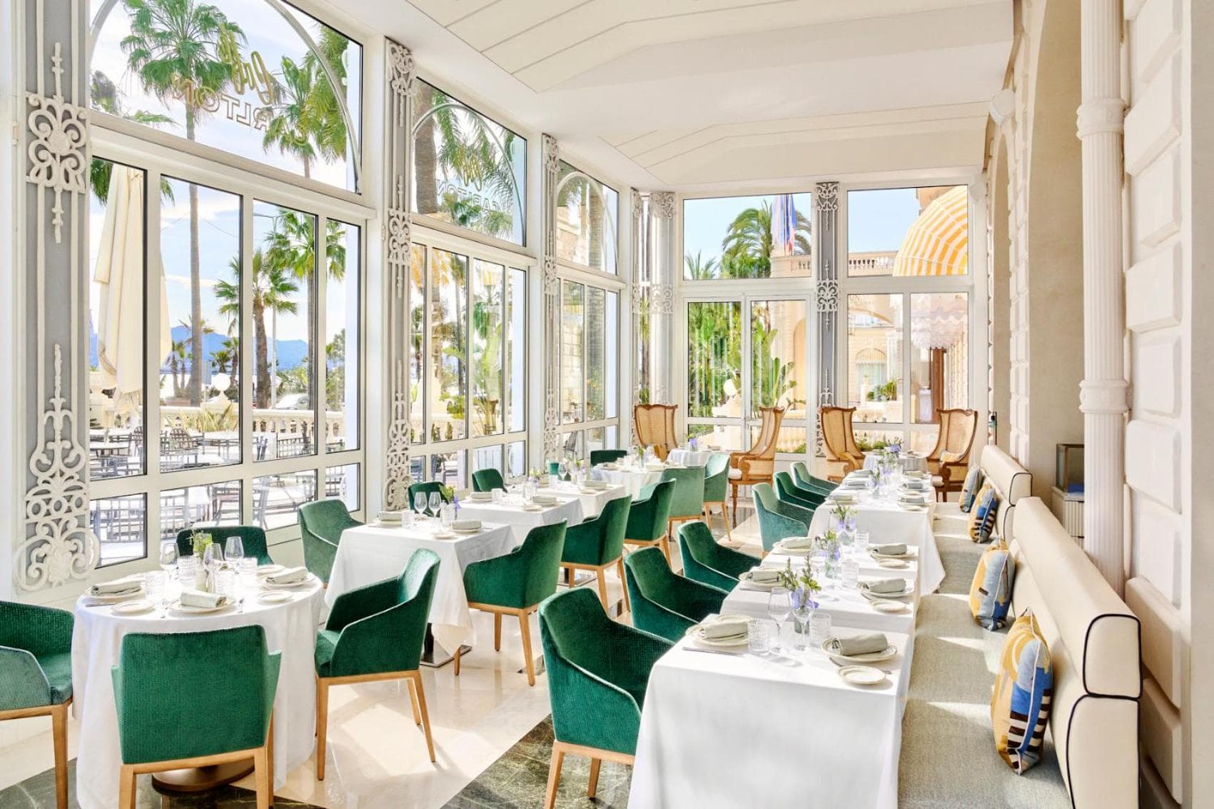 Carlton Cannes, un hotel regente — 22