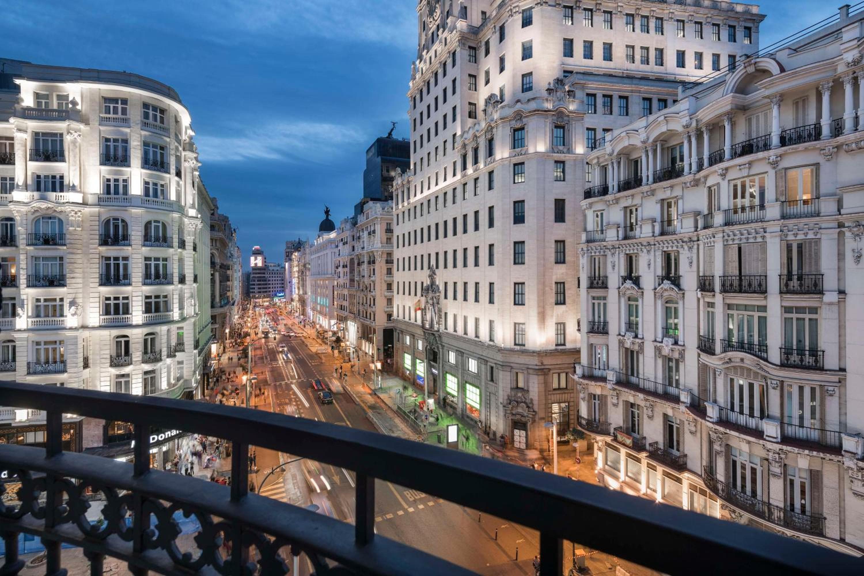 NH Collection Madrid Gran Vía — 1