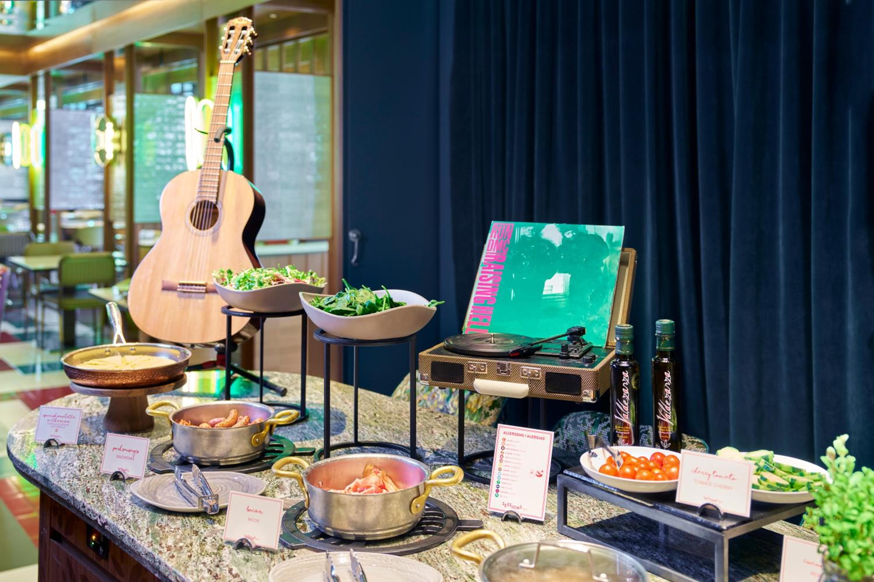 Hard Rock Hotel Madrid hotel, 17 Ronda de Atocha, Madrid, Spain — photo 19