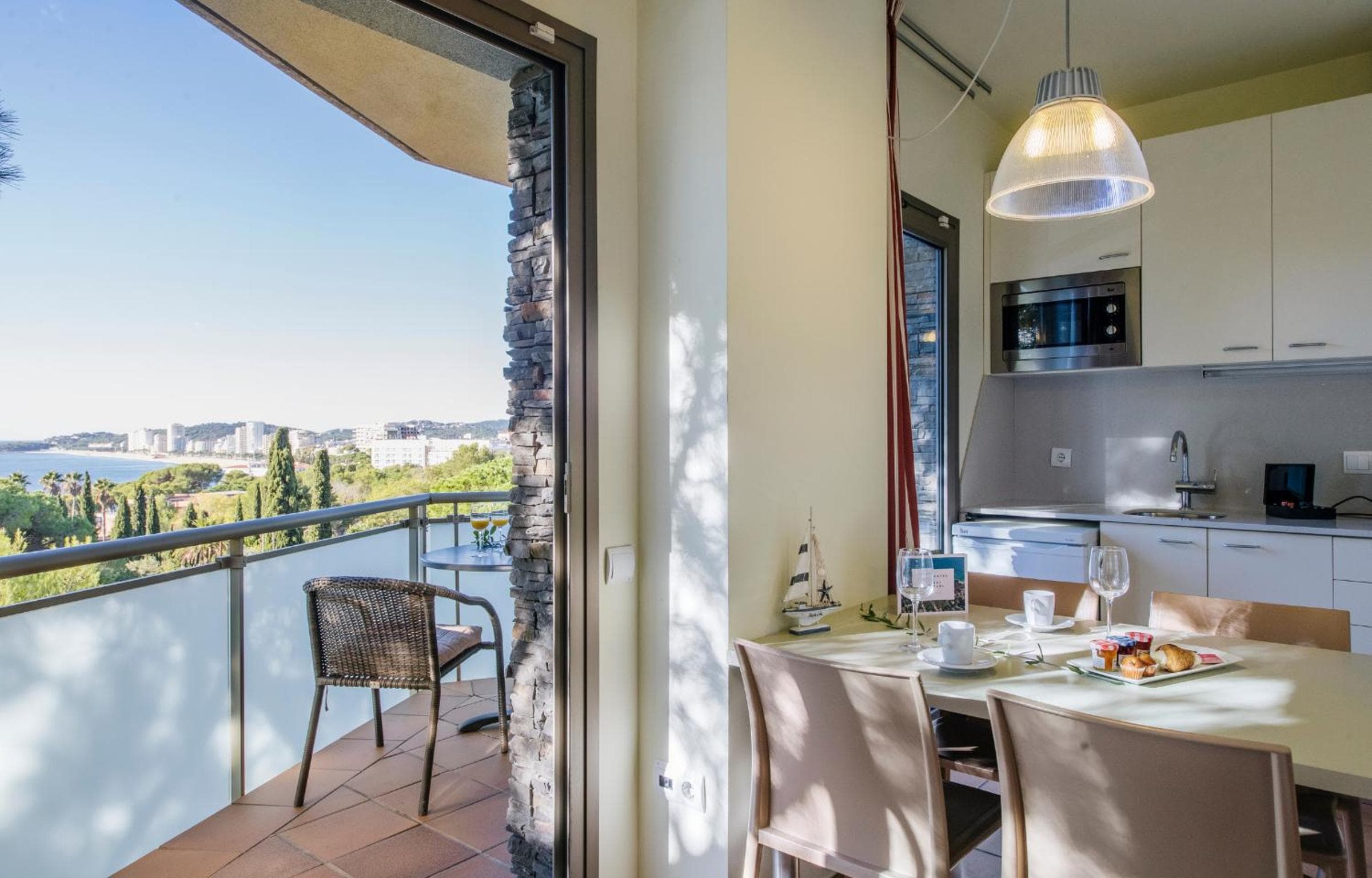 Aparthotel Ciutat de Palol — 3