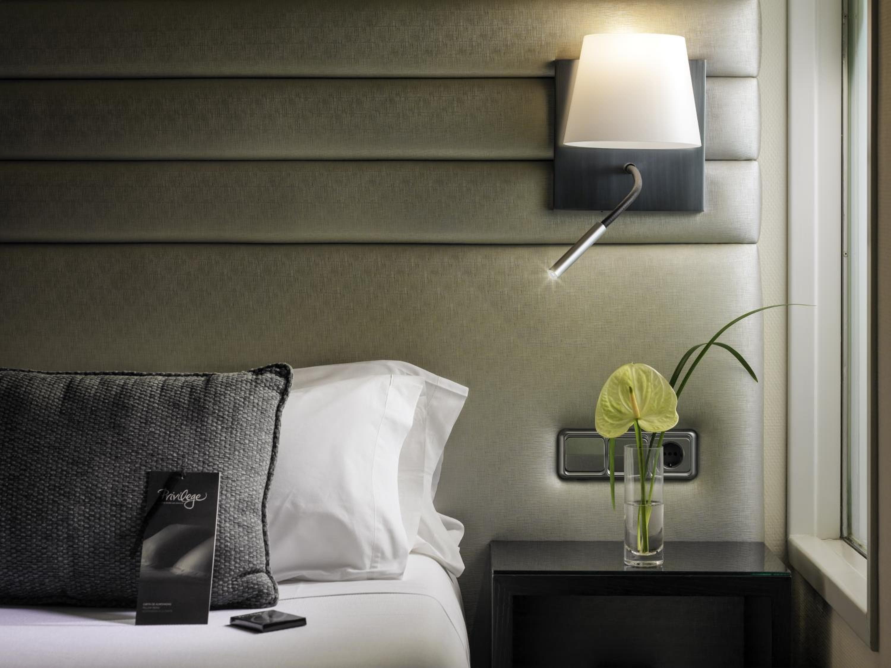 H10 Marina Barcelona — 28