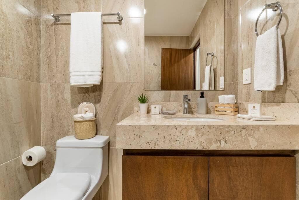 Departamento Céntrico y Moderno en Cancún. — 28