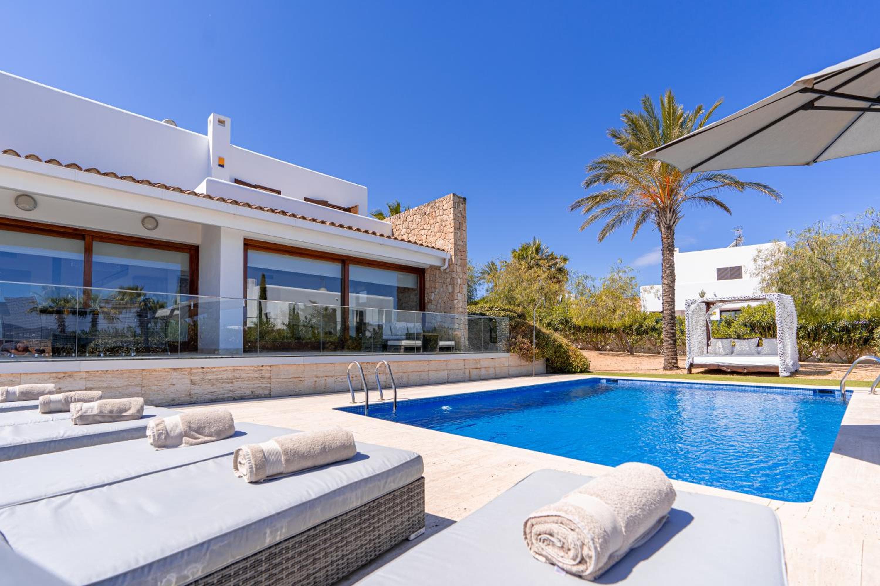 Schöne Villa Bohemia Ibiza — 4