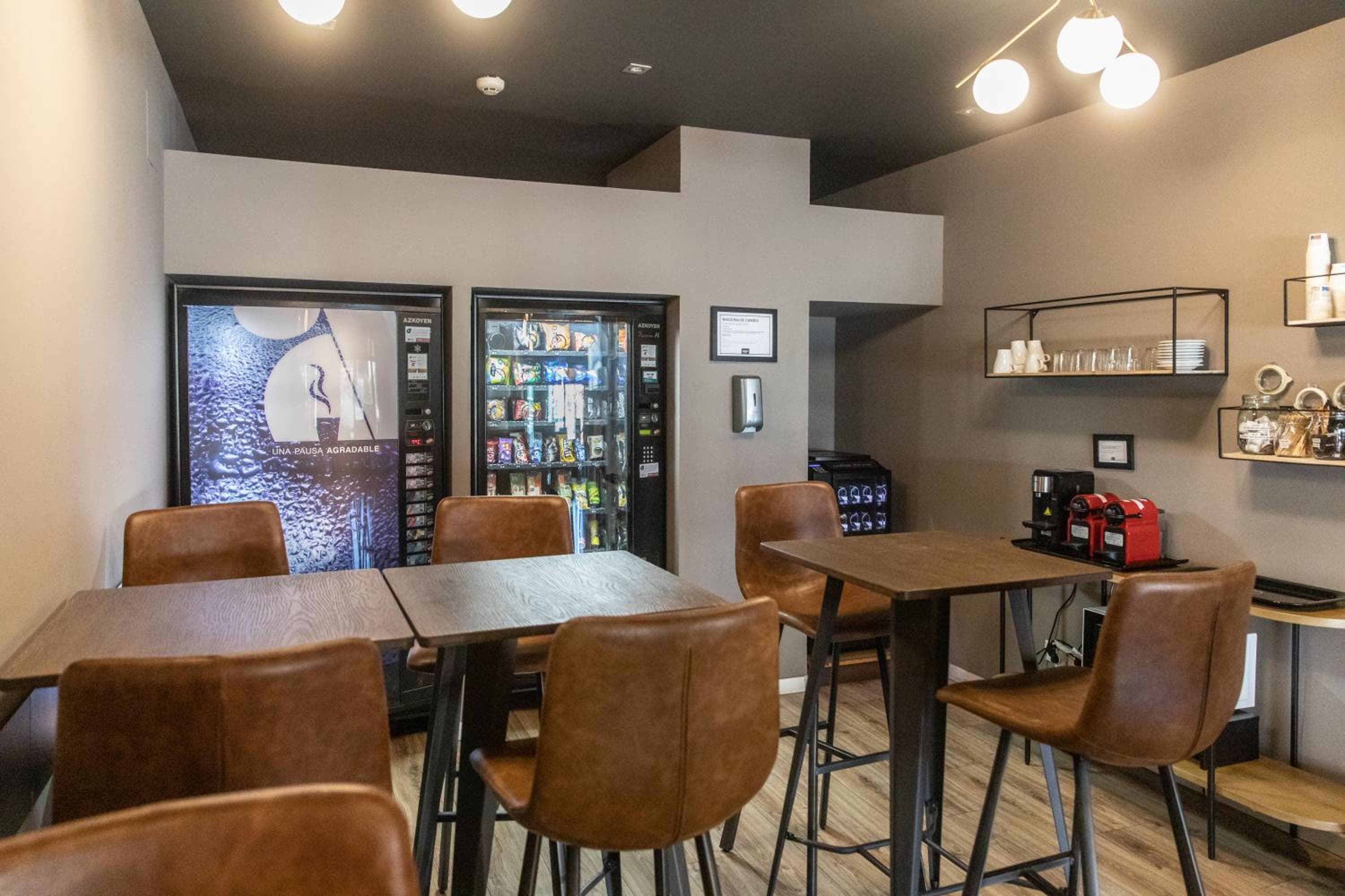 Hotel Acta Madfor — 18