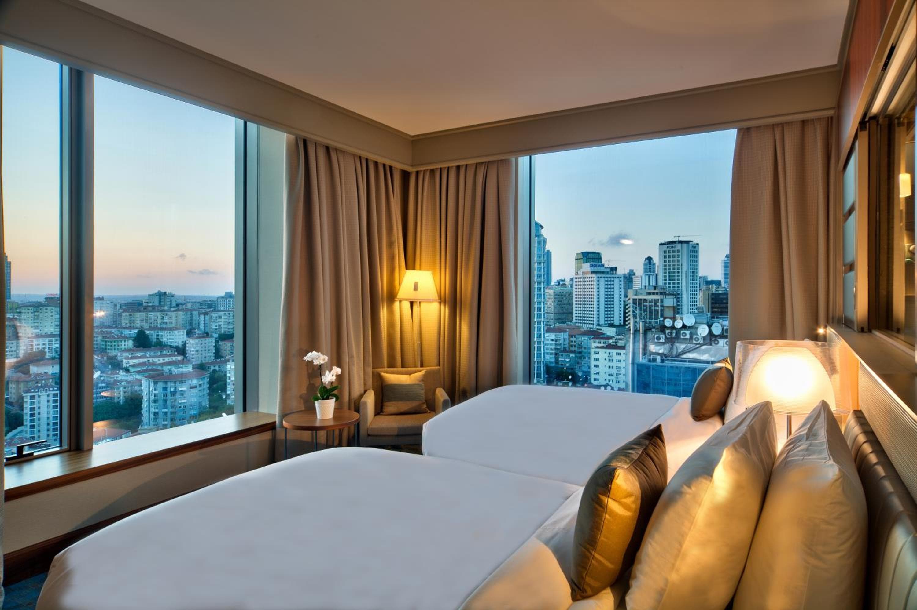 Renaissance Istanbul Polat Bosphorus Hotel — 4
