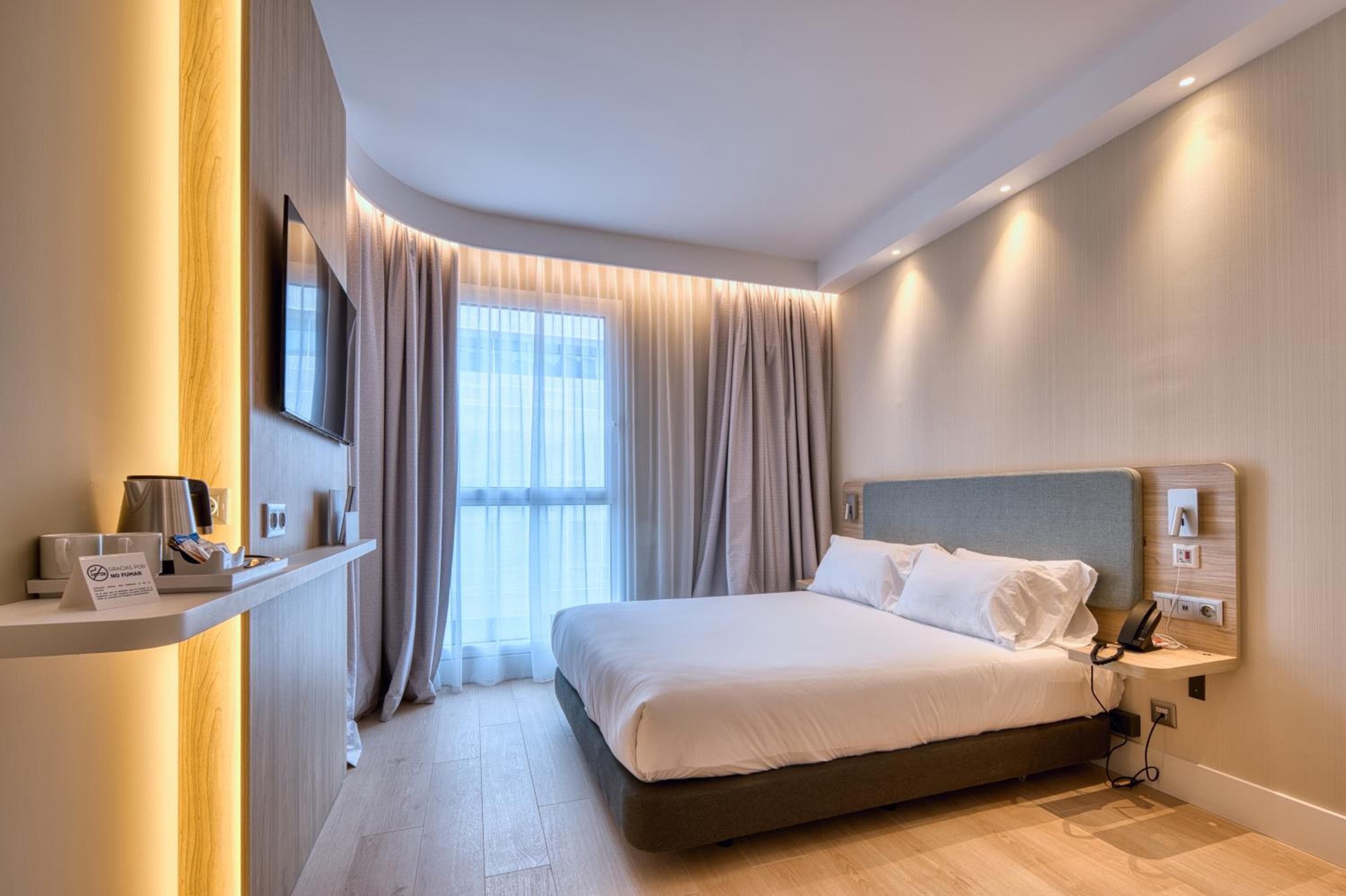 Holiday Inn Express - Madrid - Airport by IHG — 7