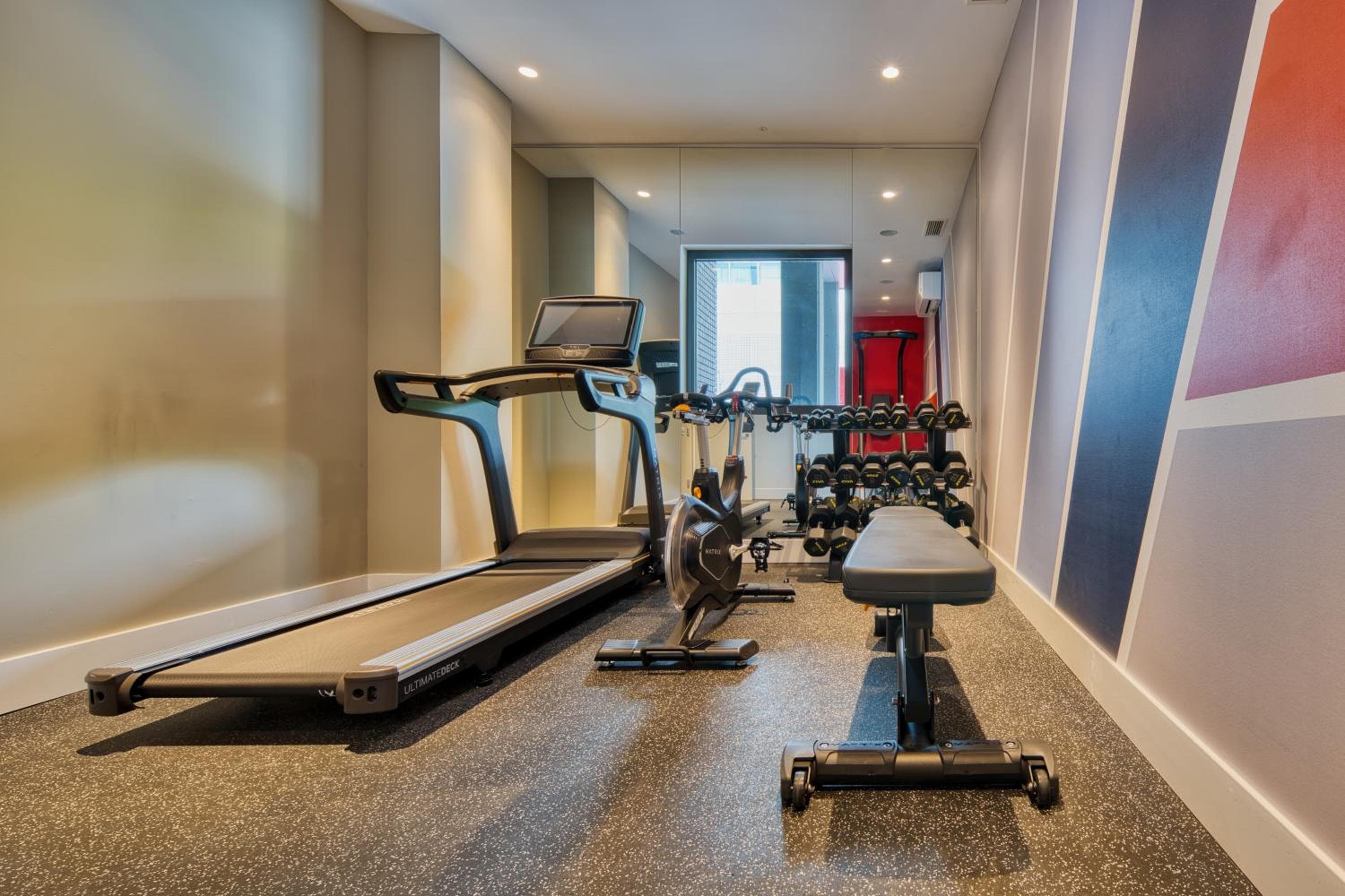Holiday Inn Express - Madrid - Airport by IHG — 8