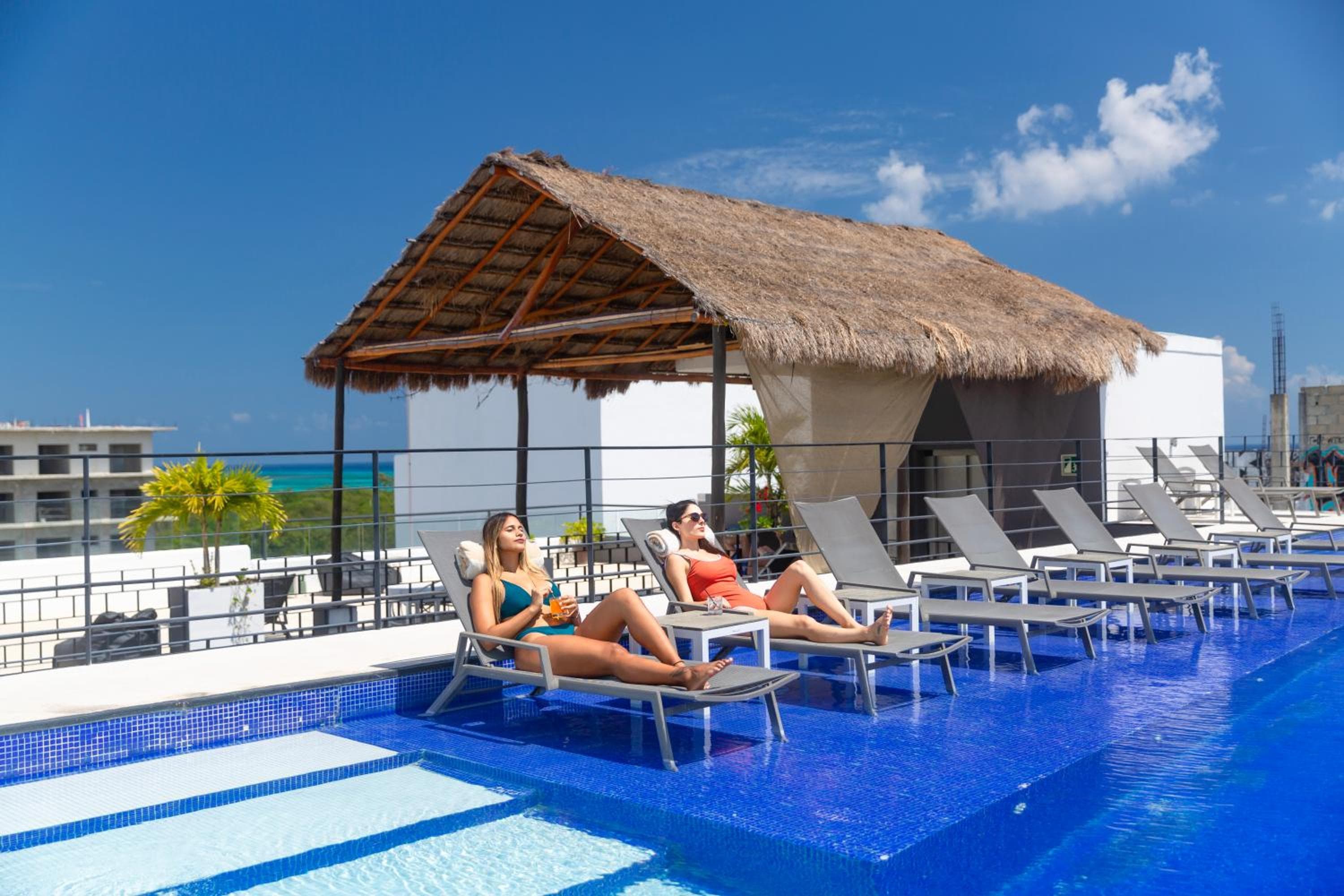 Hotel 52 Playa del Carmen — 13