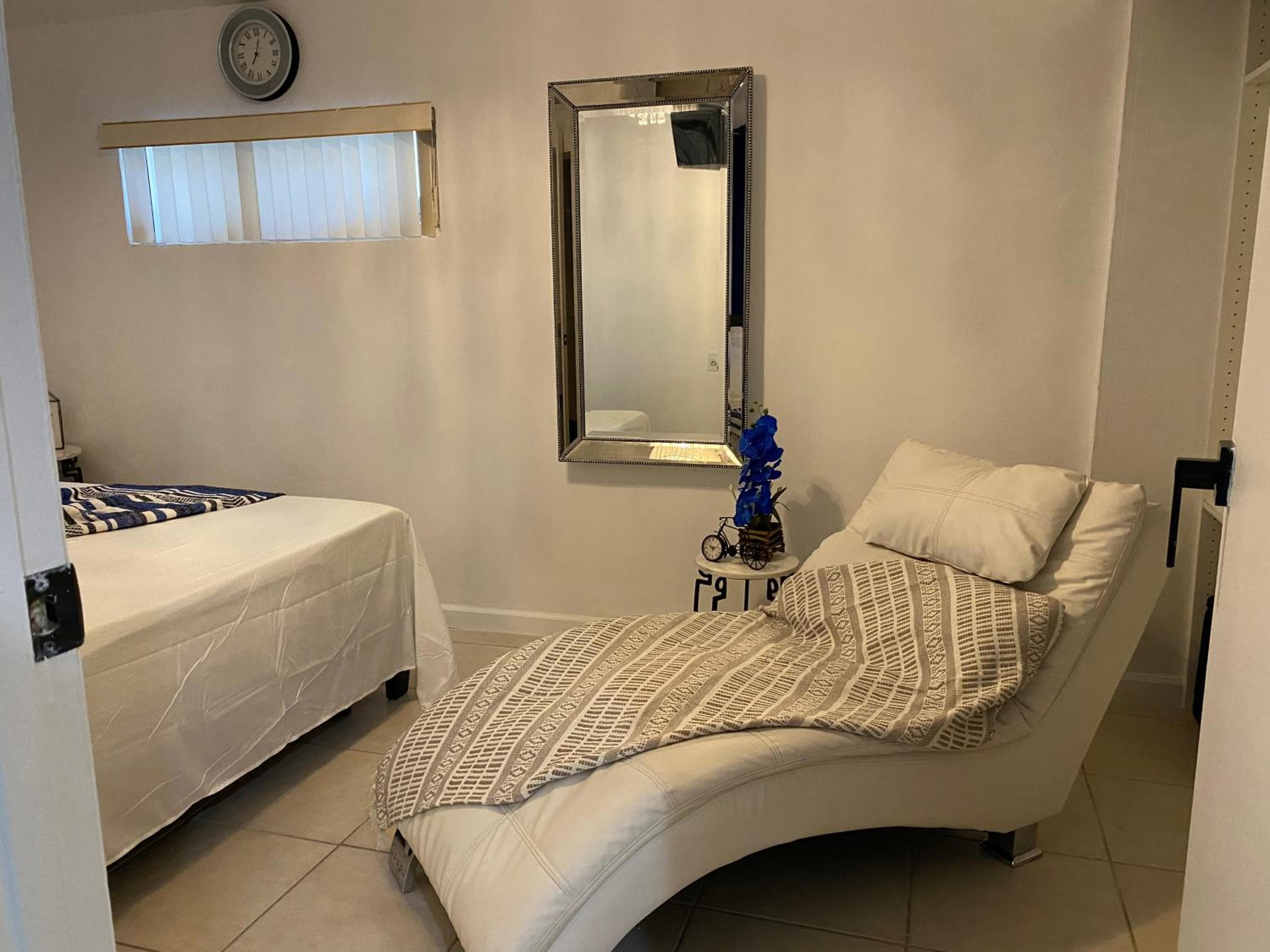 Bella casa a 7 minuti dall'aeroporto di Miami con parcheggio GRATUITO — 22