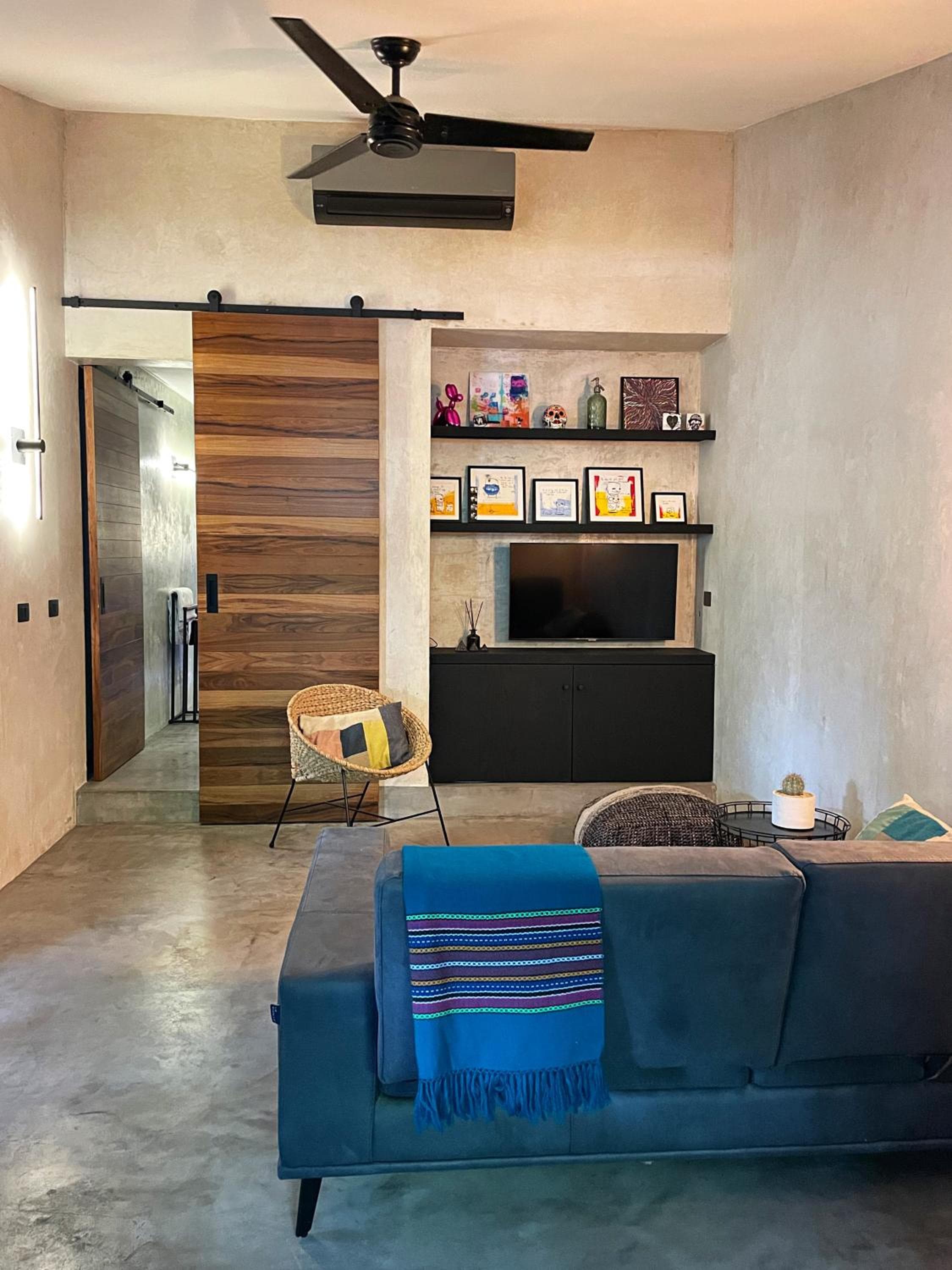 LOTE4 - LGBTQ Studios — 17