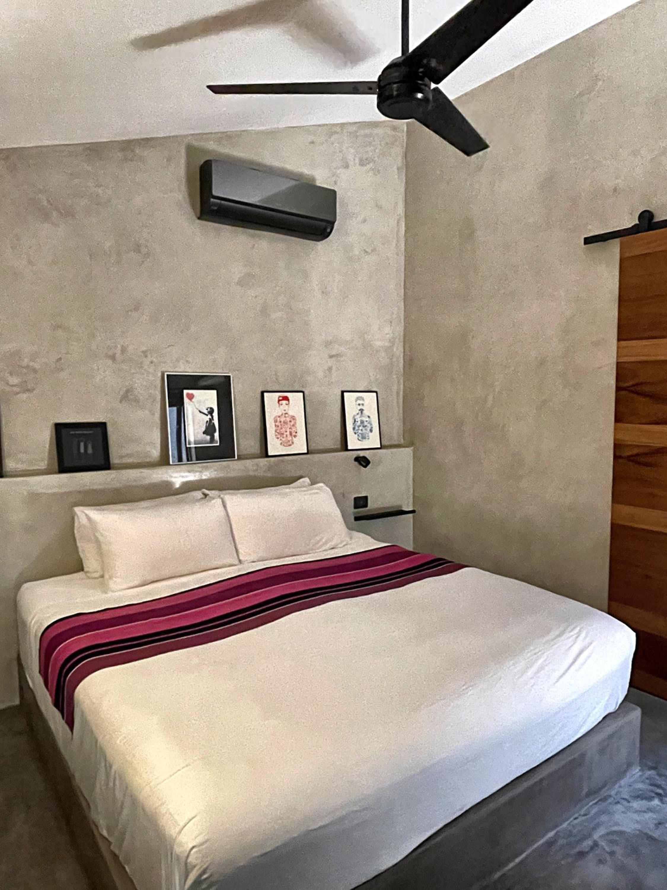 LOTE4 - LGBTQ Studios — 18