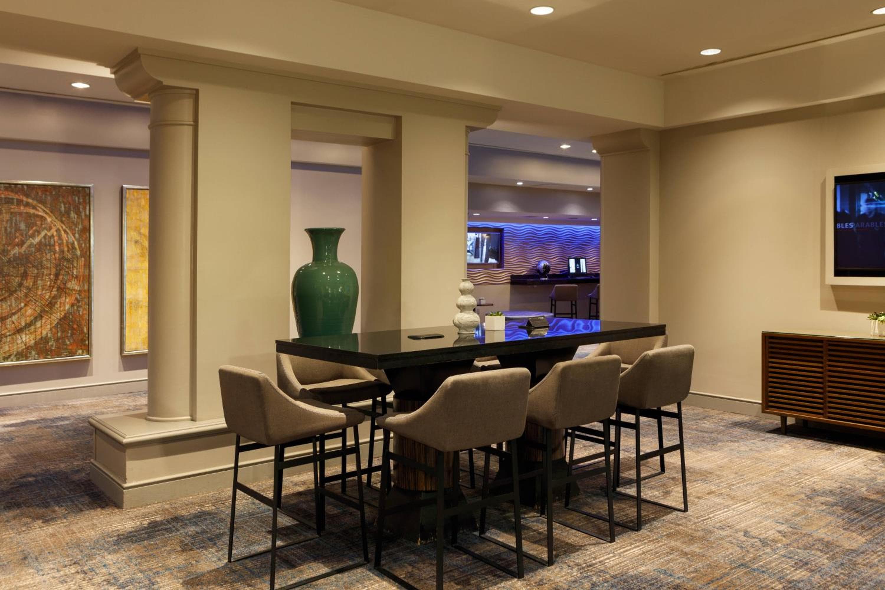 Renaissance Los Angeles Airport Hotel — 4