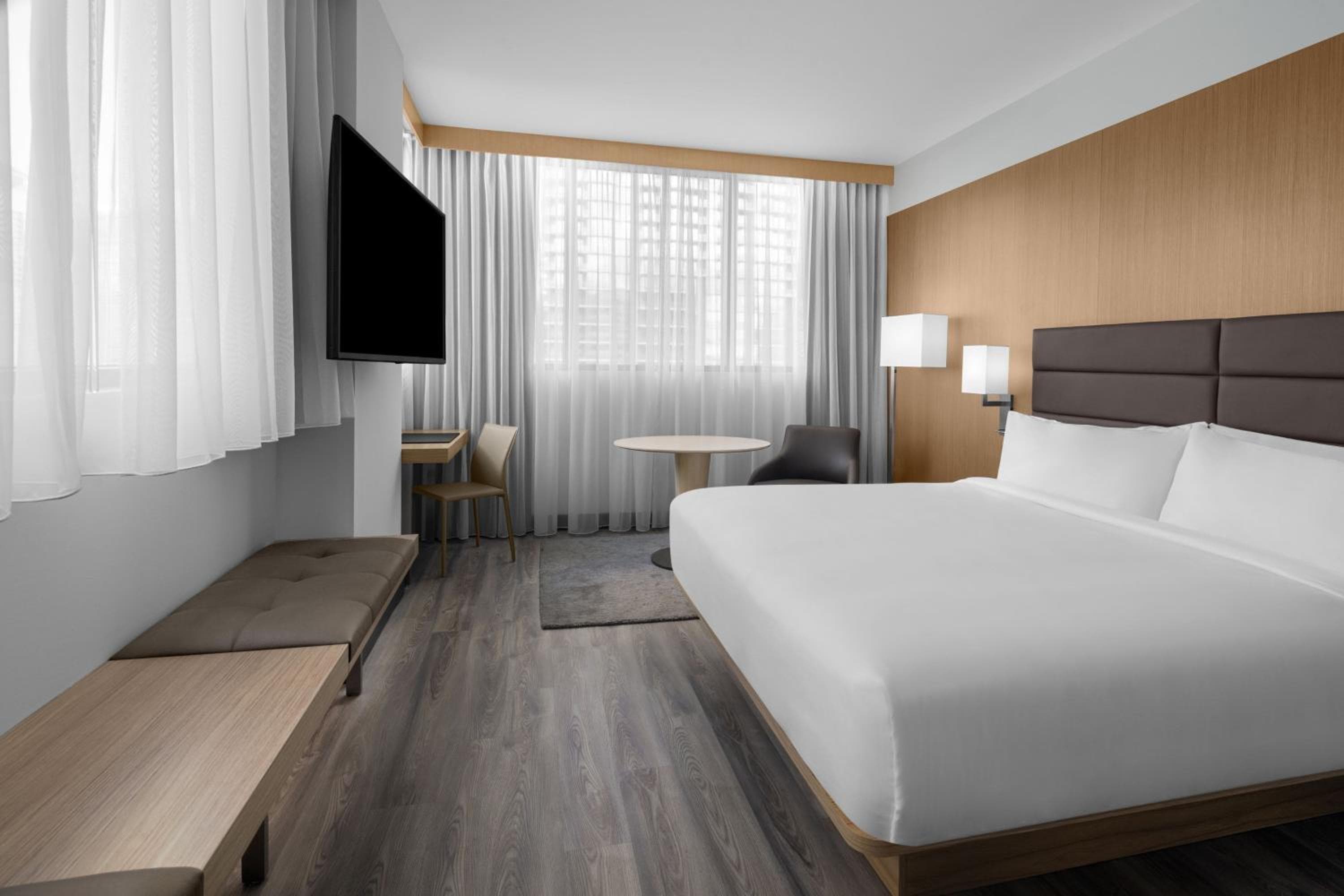 AC Hotel By Marriott Miami Brickell — 8