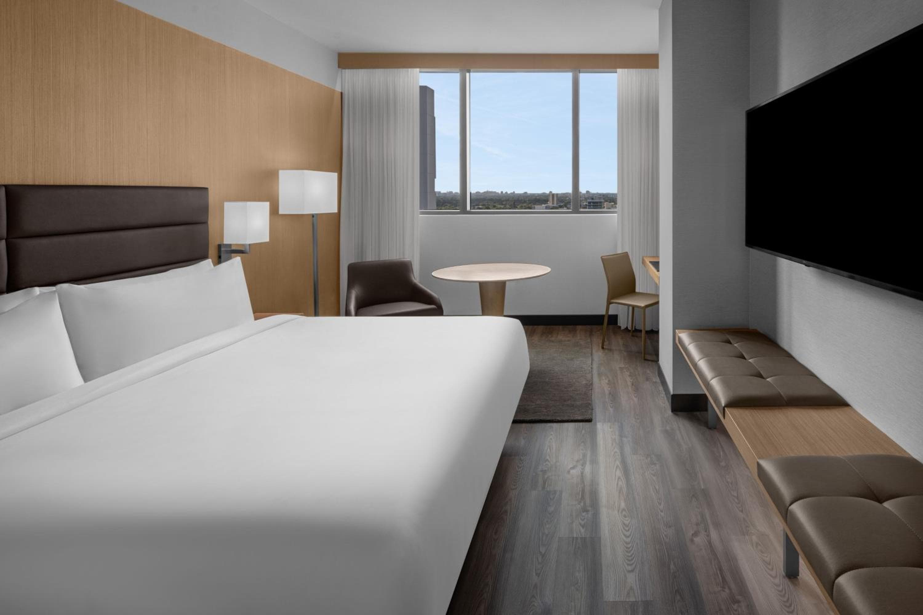 AC Hotel By Marriott Miami Brickell — 9