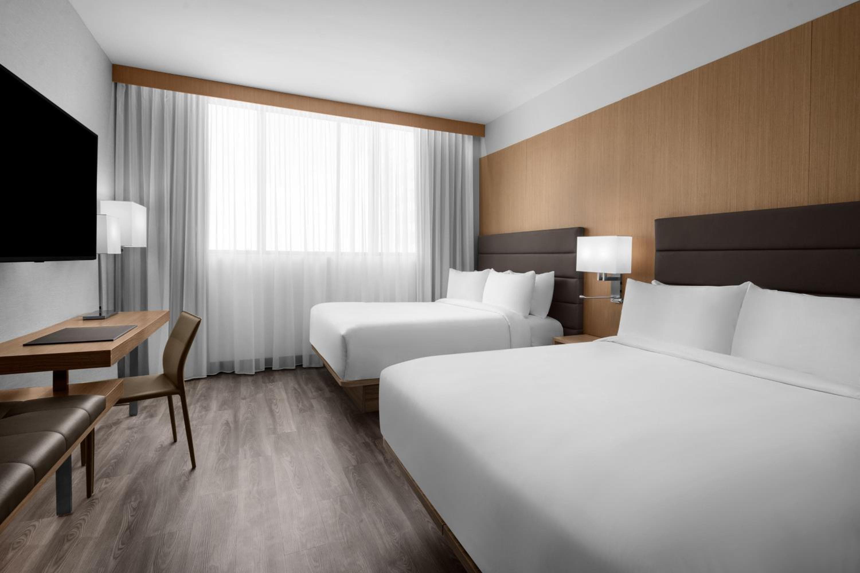 AC Hotel By Marriott Miami Brickell — 10