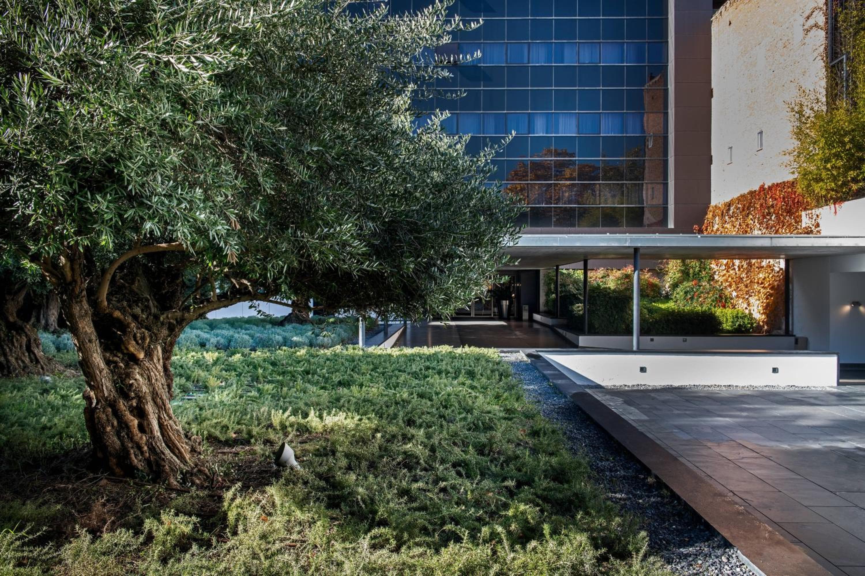 AC Hotel Atocha — 2