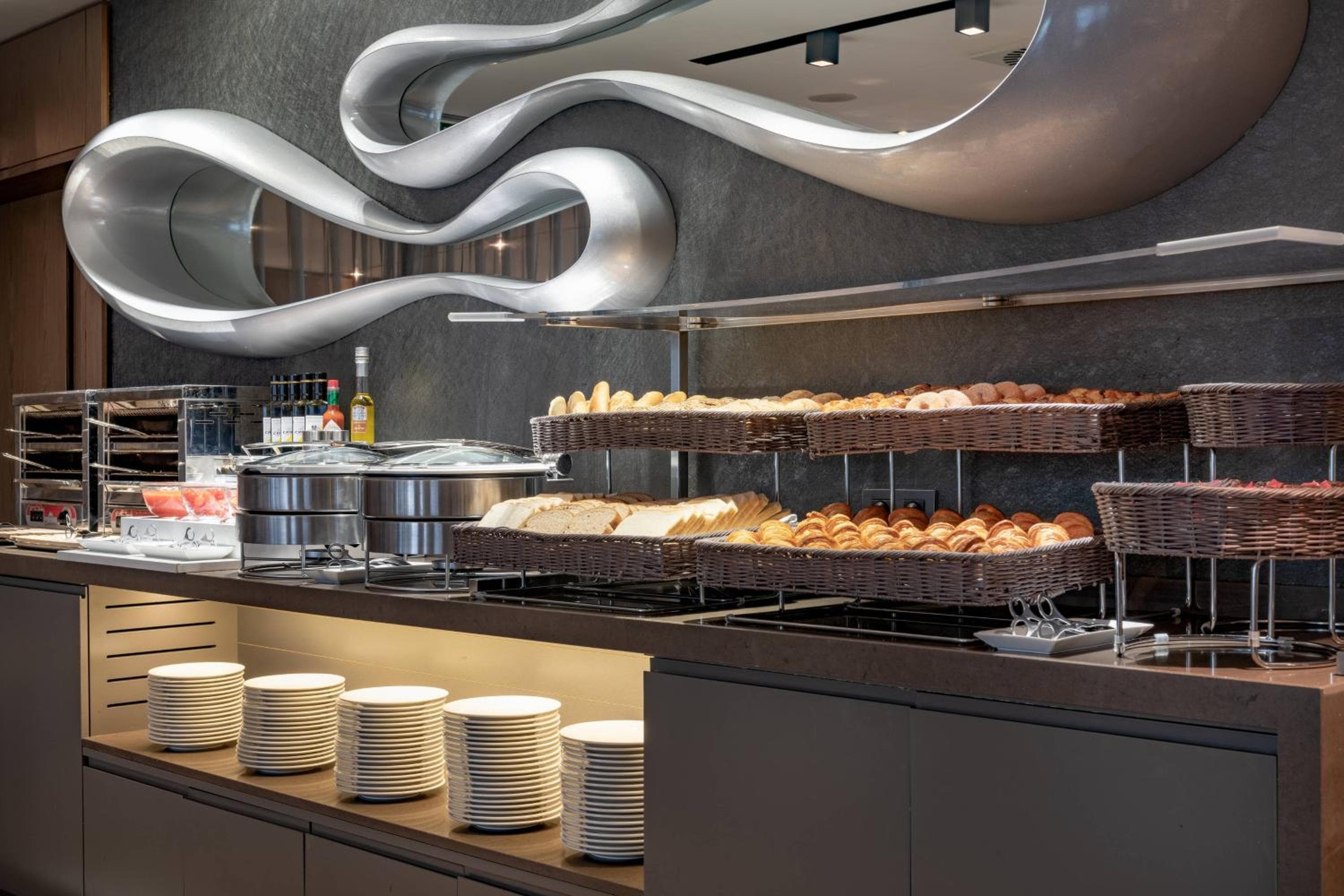 AC Hotel Atocha by Marriott — 27