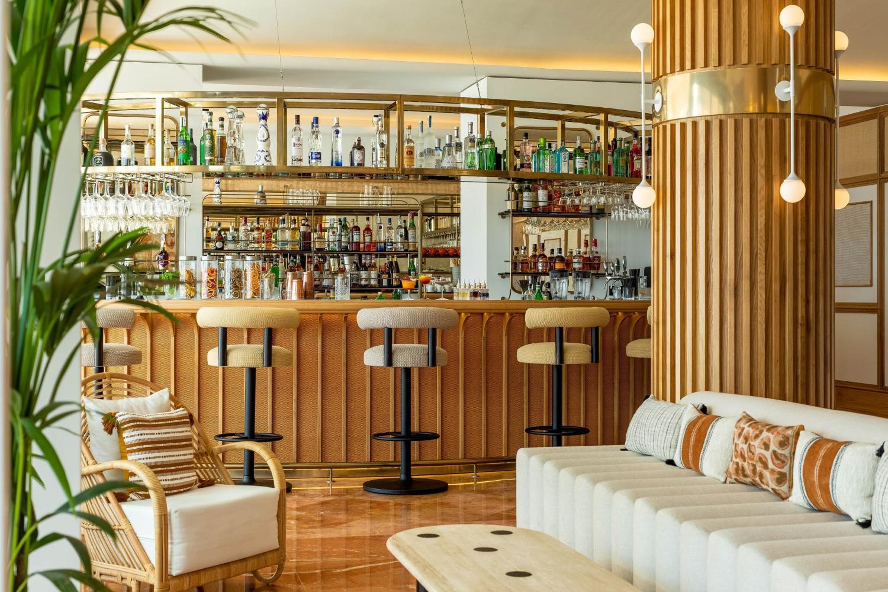 Hotel Riomar, Ibiza, un hotel de cartera homenaje — 14