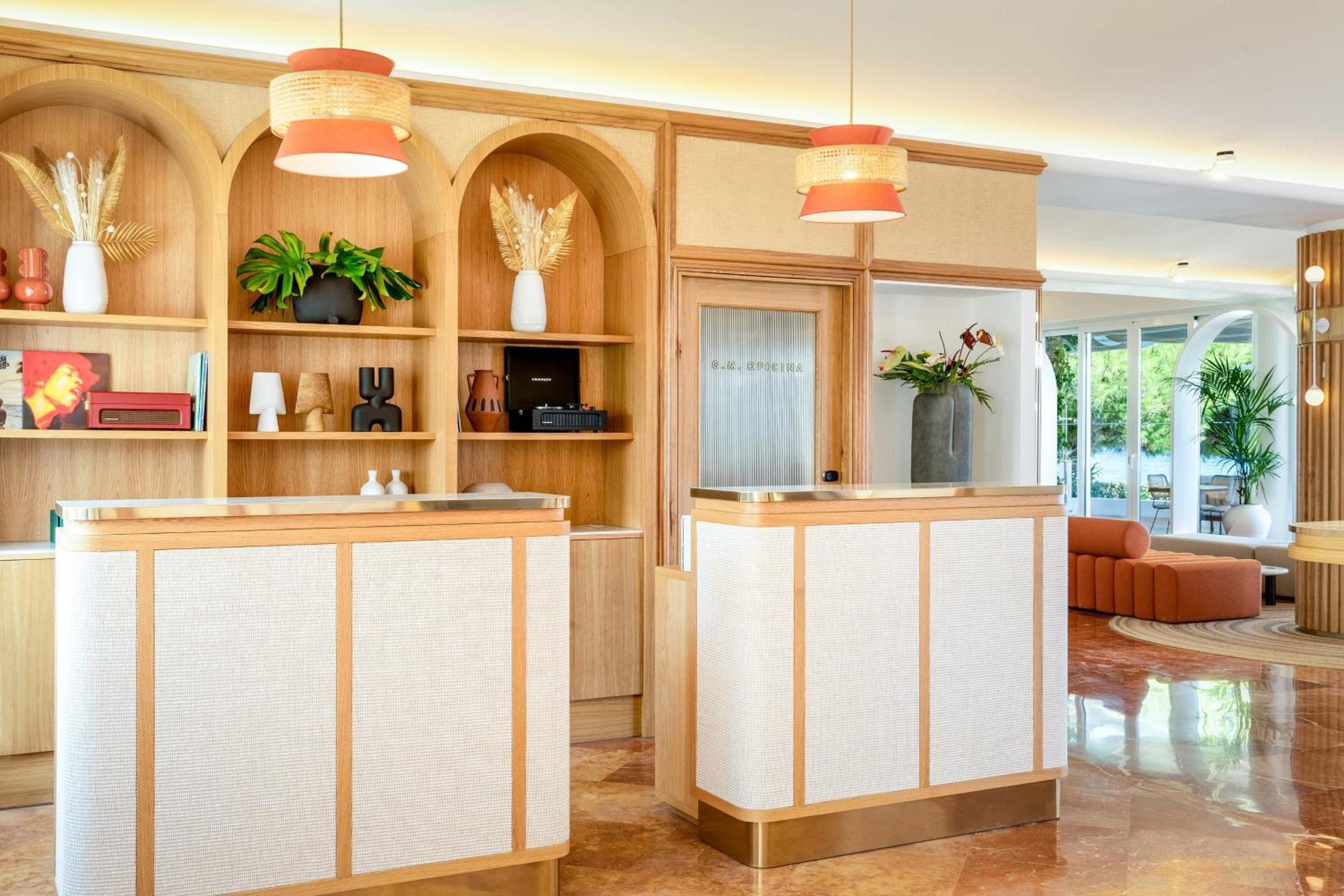 Hotel Riomar, Ibiza, un hotel de cartera homenaje — 10