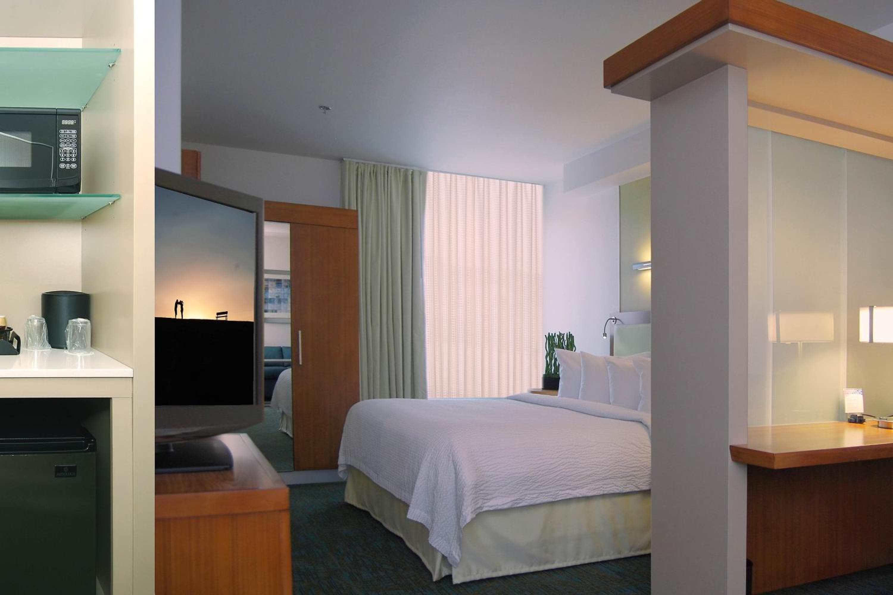 SpringHill Suites by Marriott Las Vegas North Speedway — 4