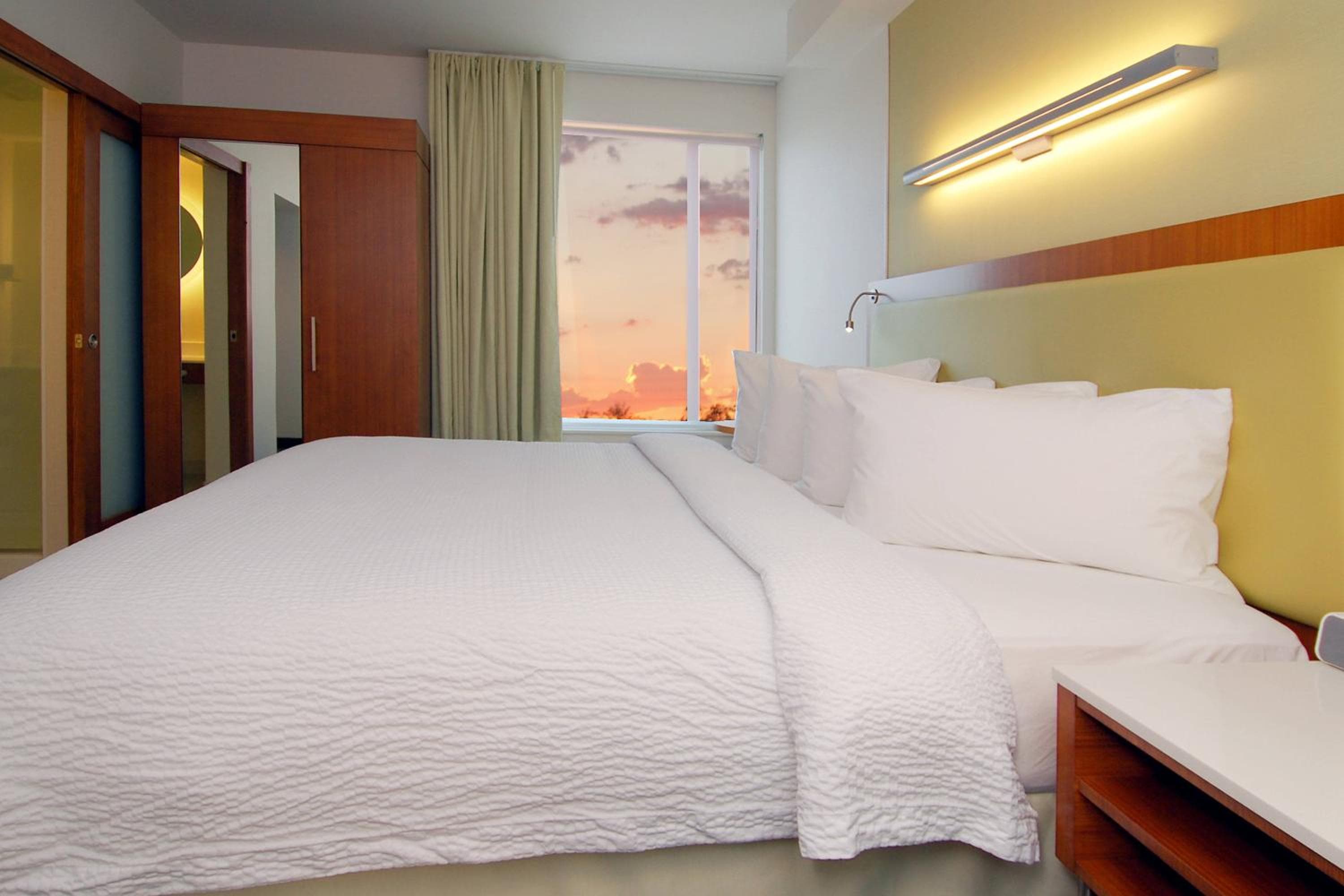 SpringHill Suites by Marriott Las Vegas North Speedway — 12