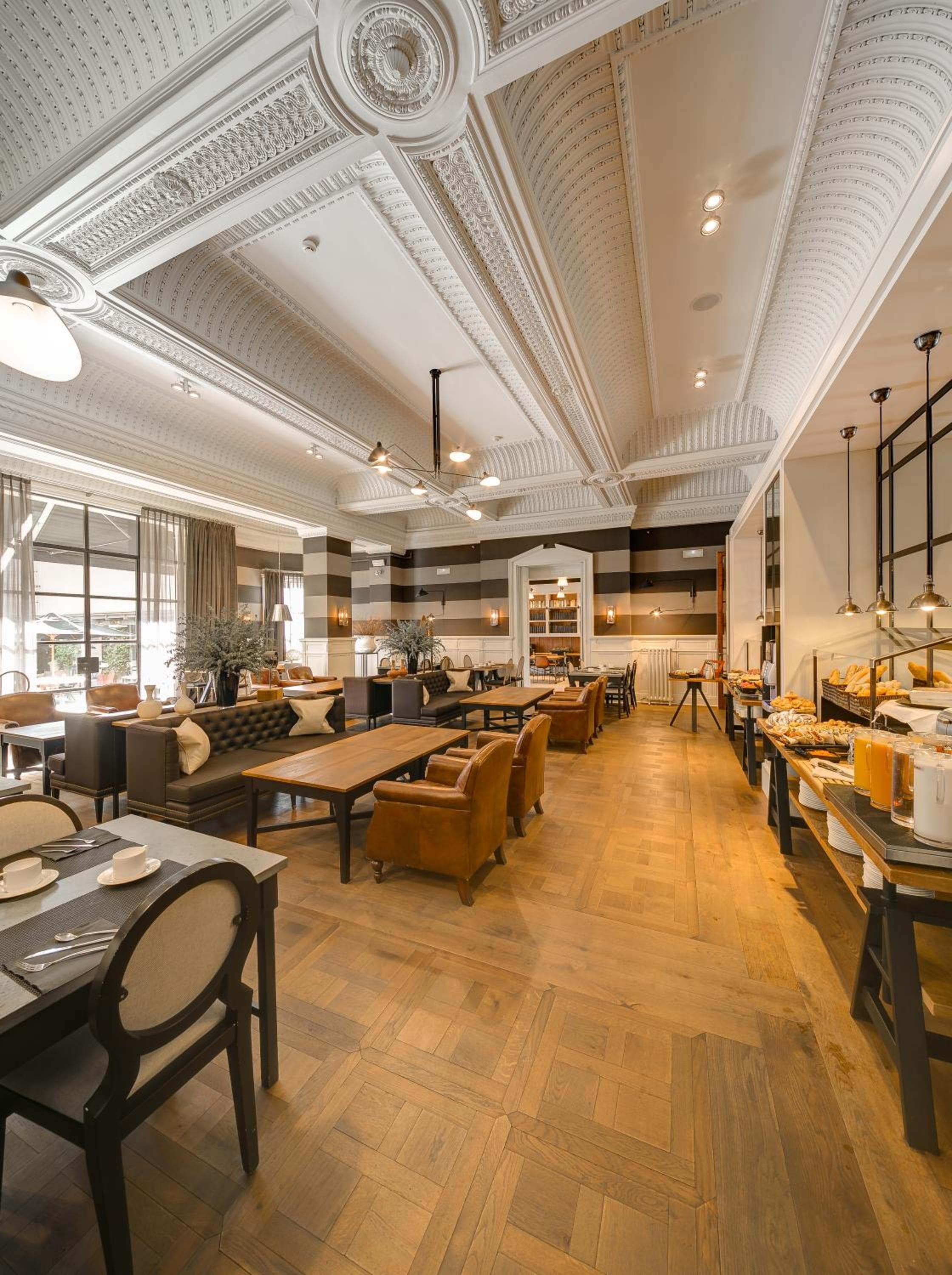 Hotel Granvia — 6