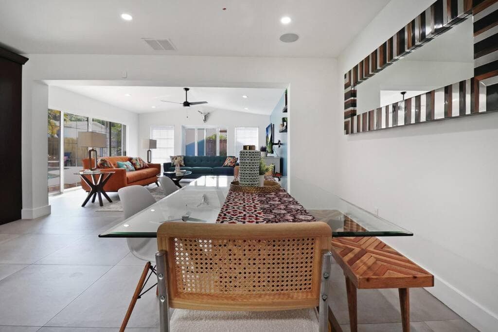 Palm Tree Paradise Tampa Pool Home — 15