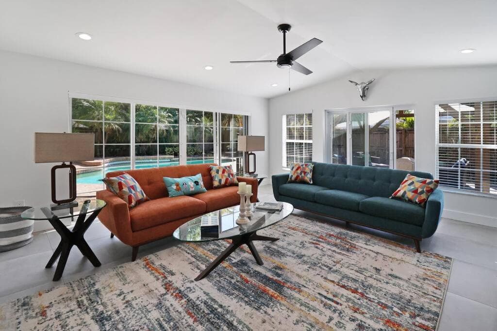 Palm Tree Paradise Tampa Pool Home — 3