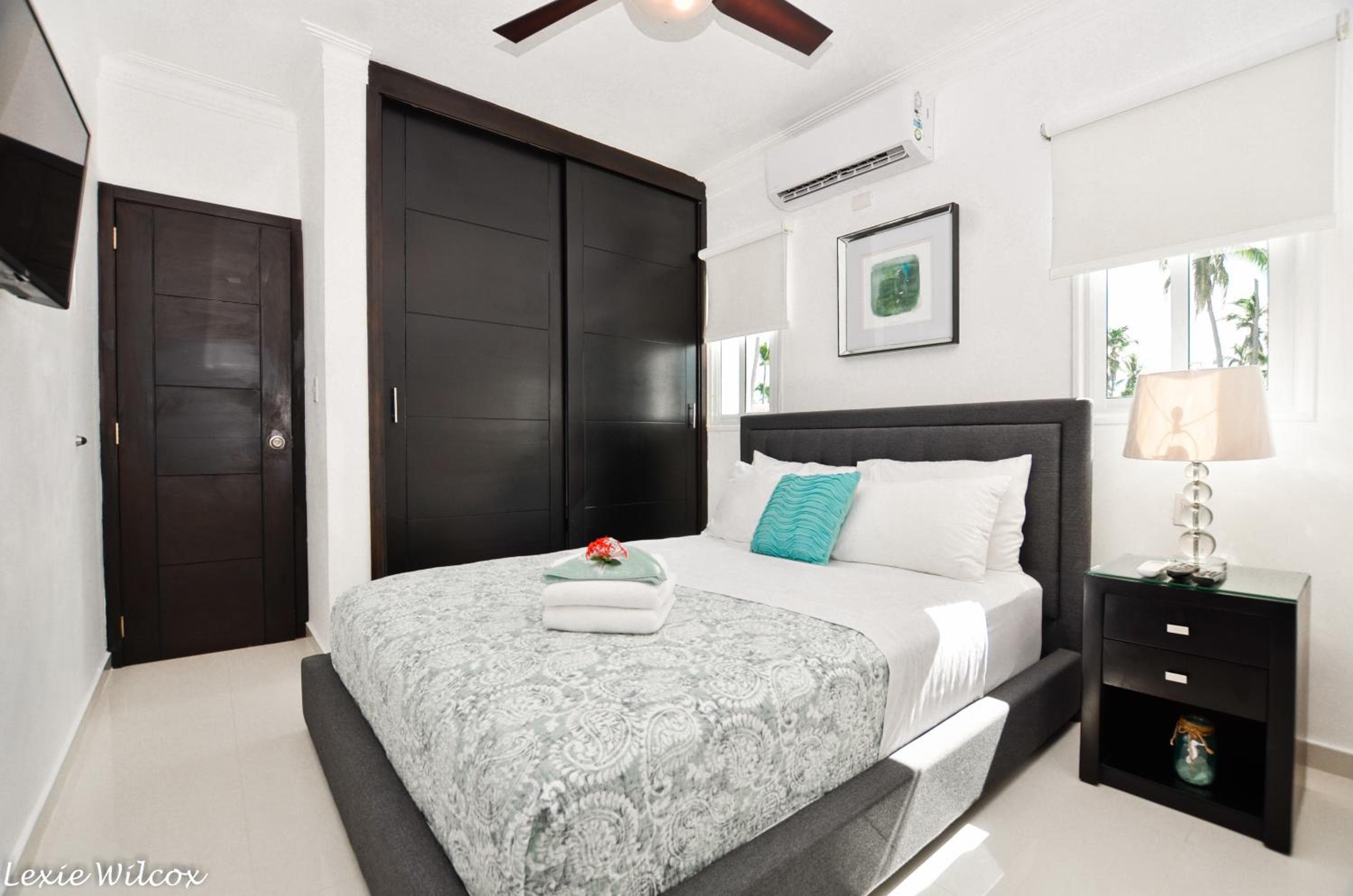 The Sanctuary @ Los Corales — 25