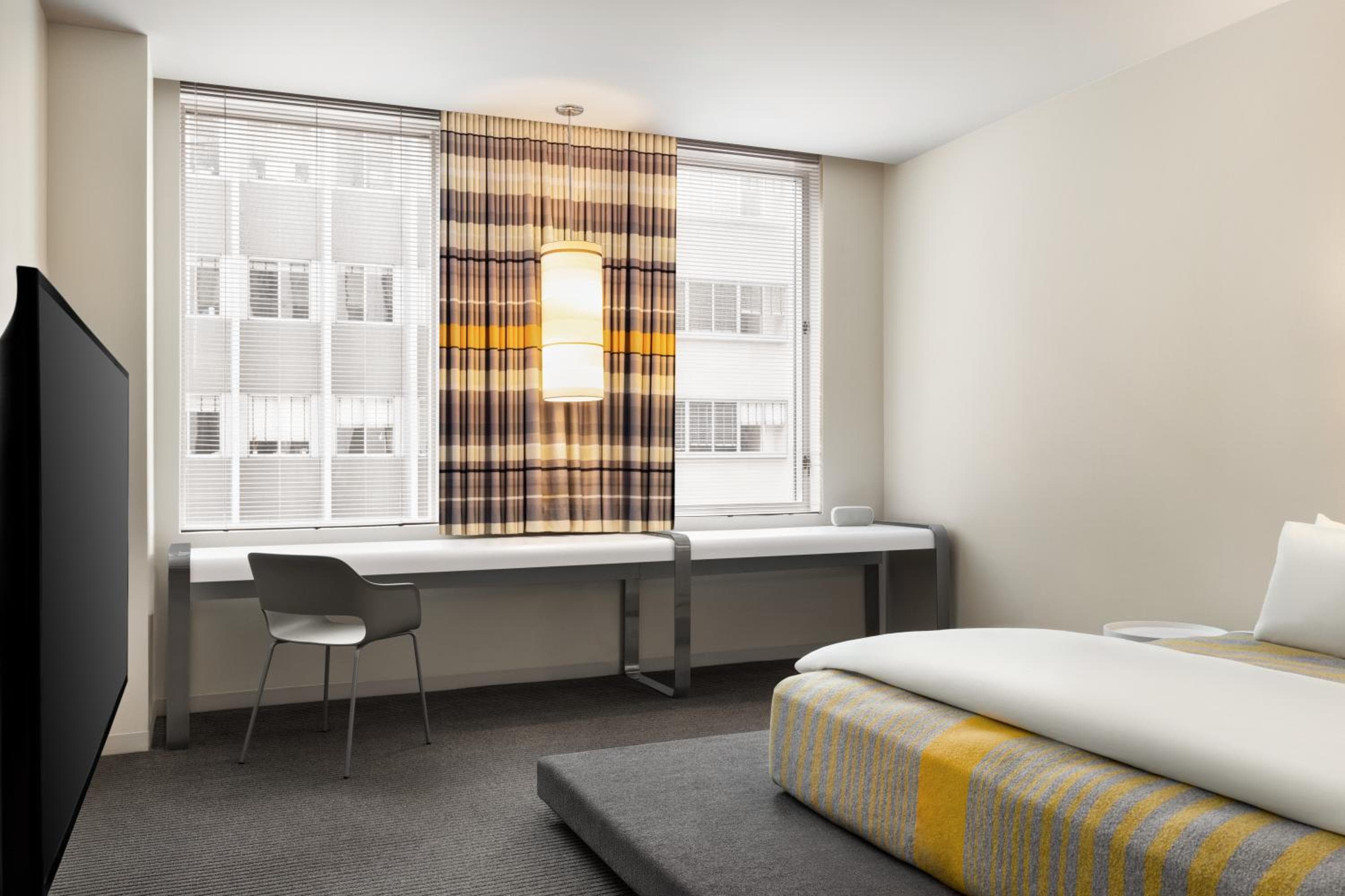 L'Hotel Delfi — 11