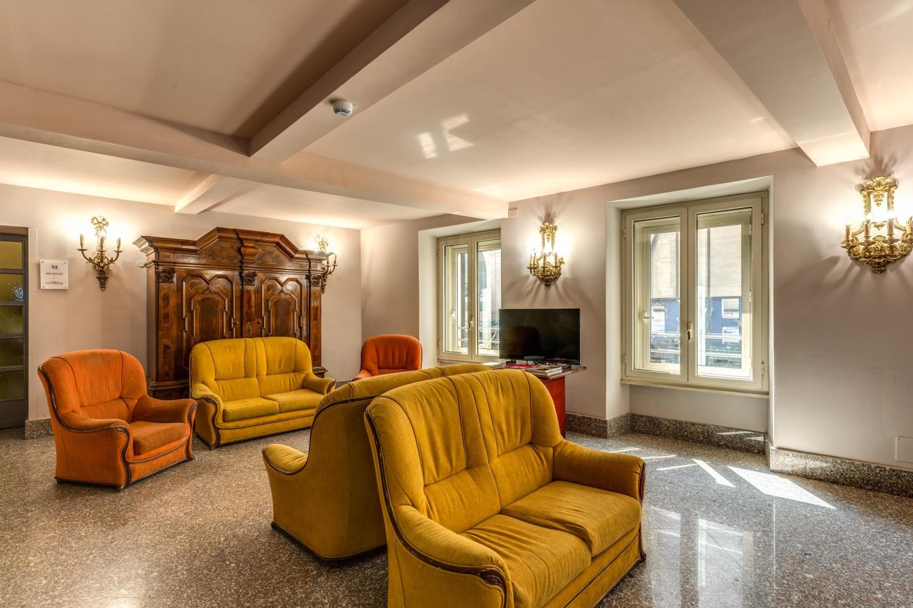 Madison Hotel — 8