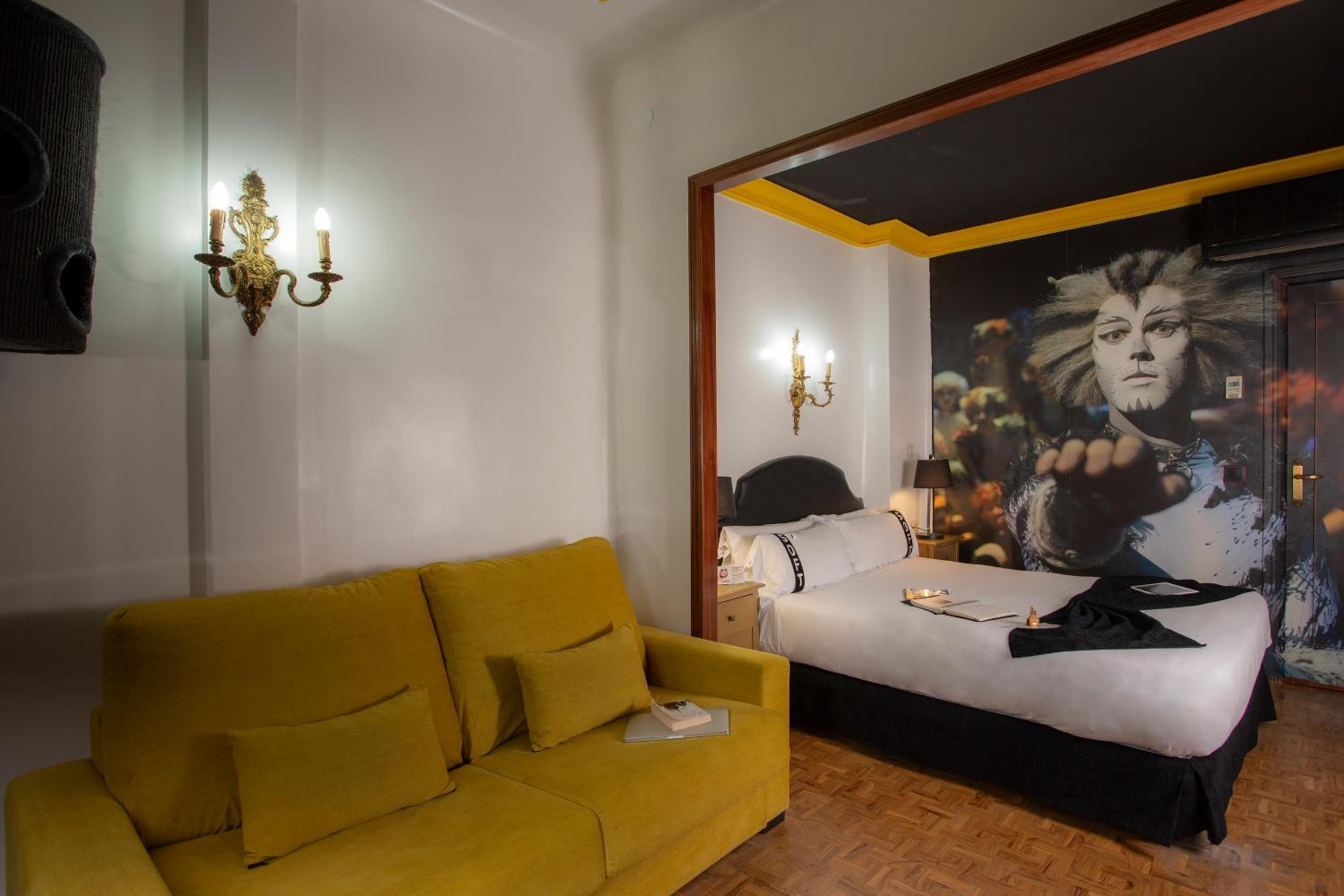 Casual del Teatro Madrid by Casual Hoteles — 21