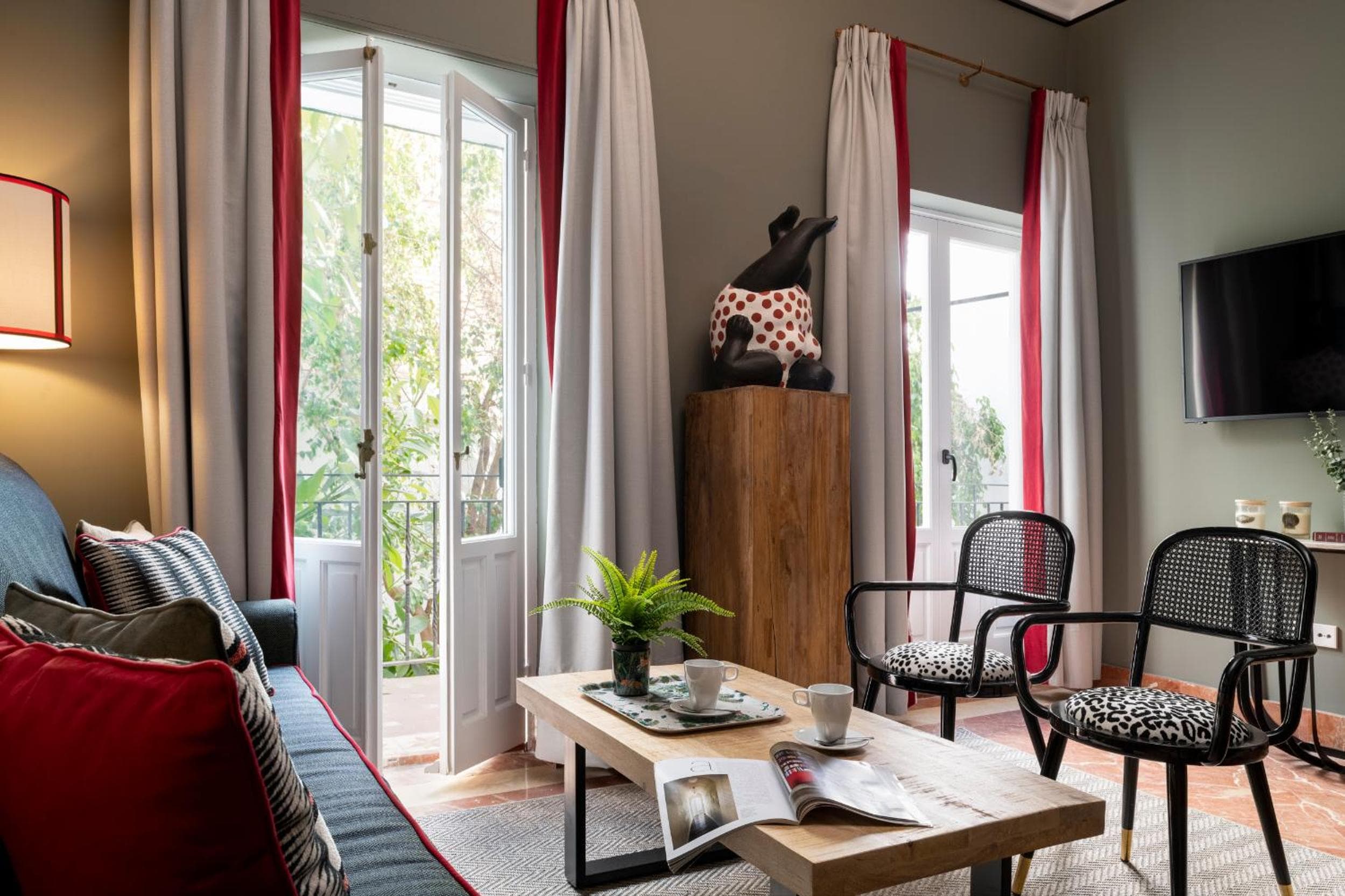PUERTA DE ARMAS APARTMENTS — 1