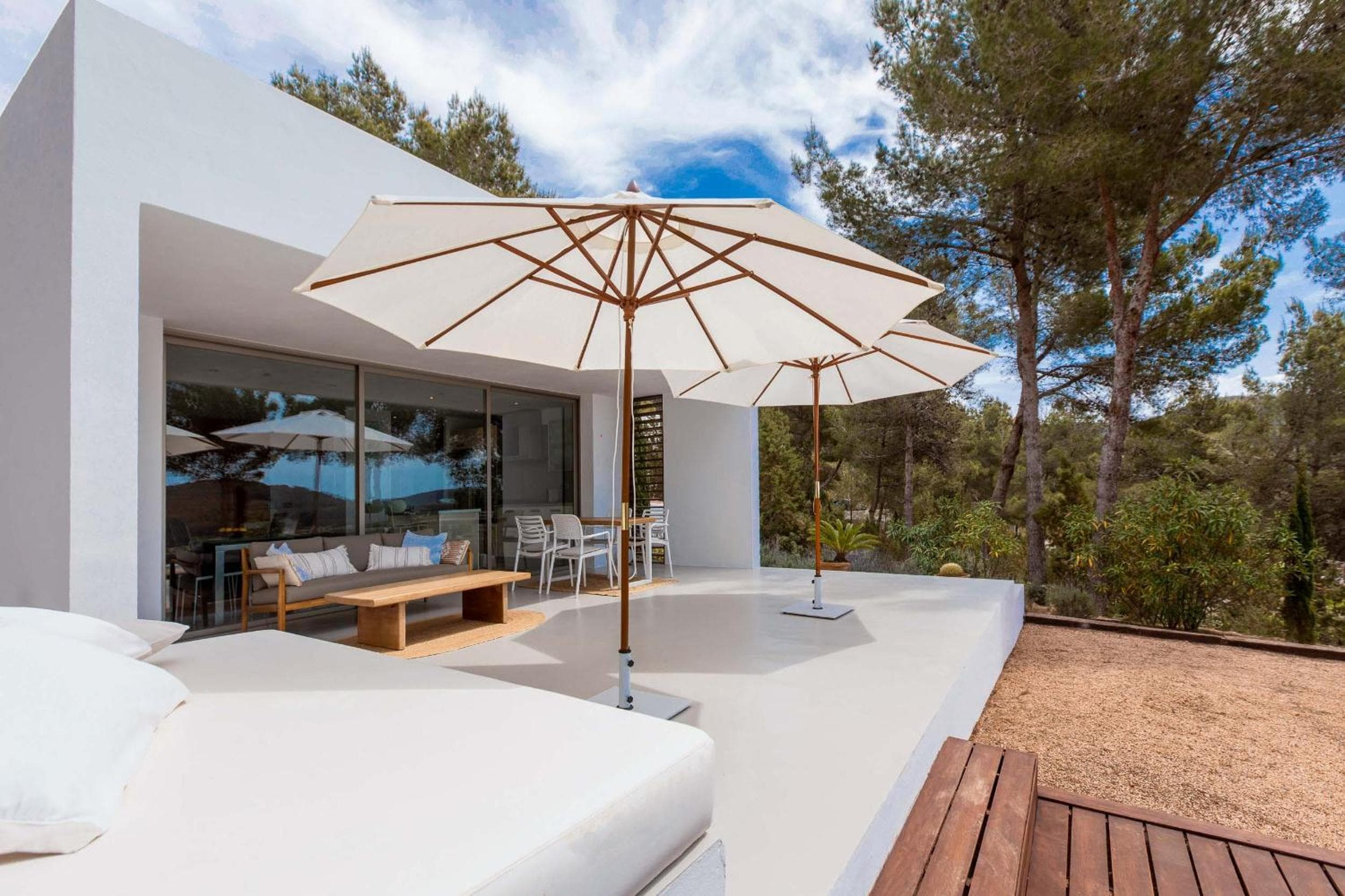 Surf House — 24