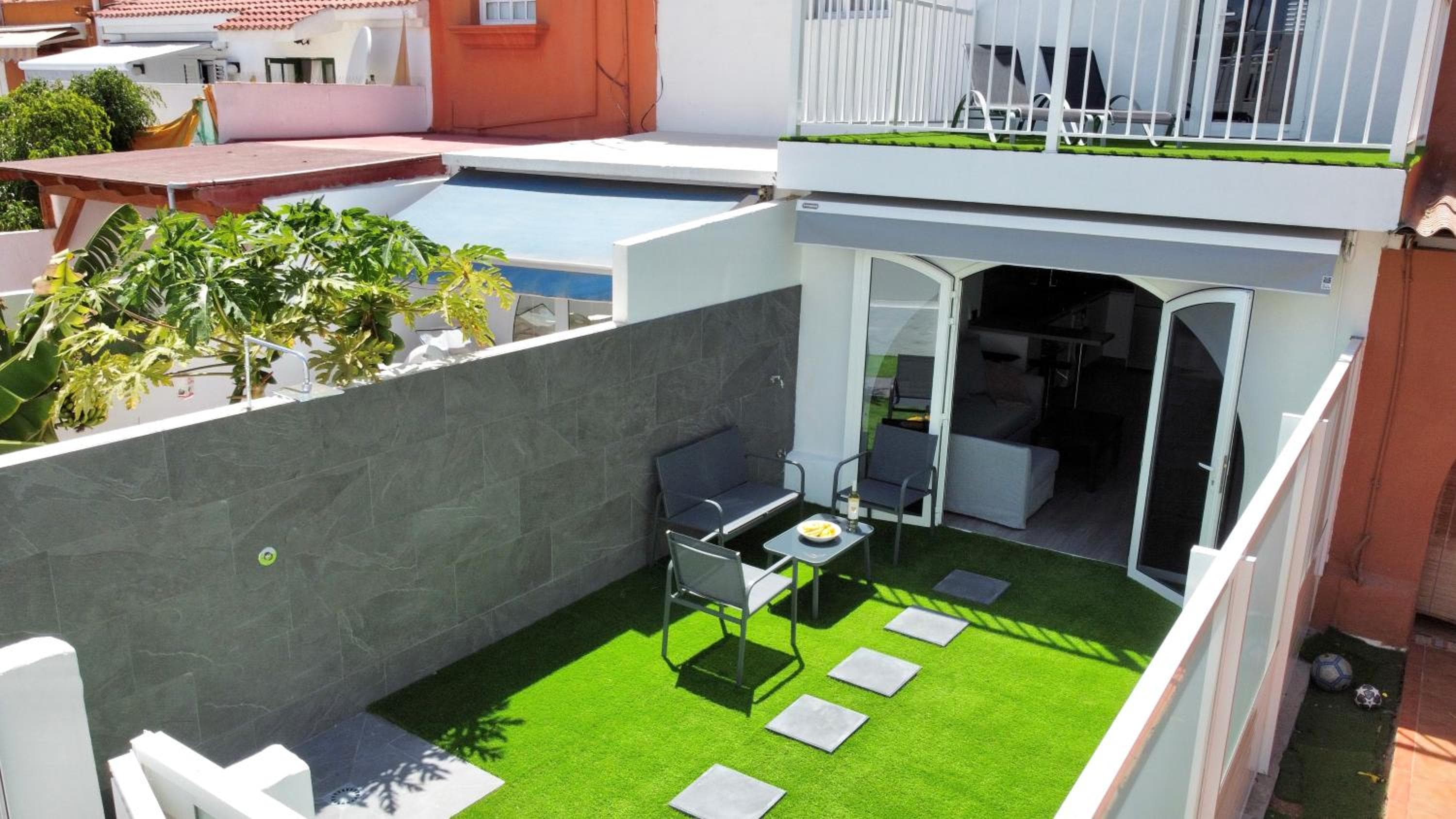 New Garden Solarium Bungalow — 5