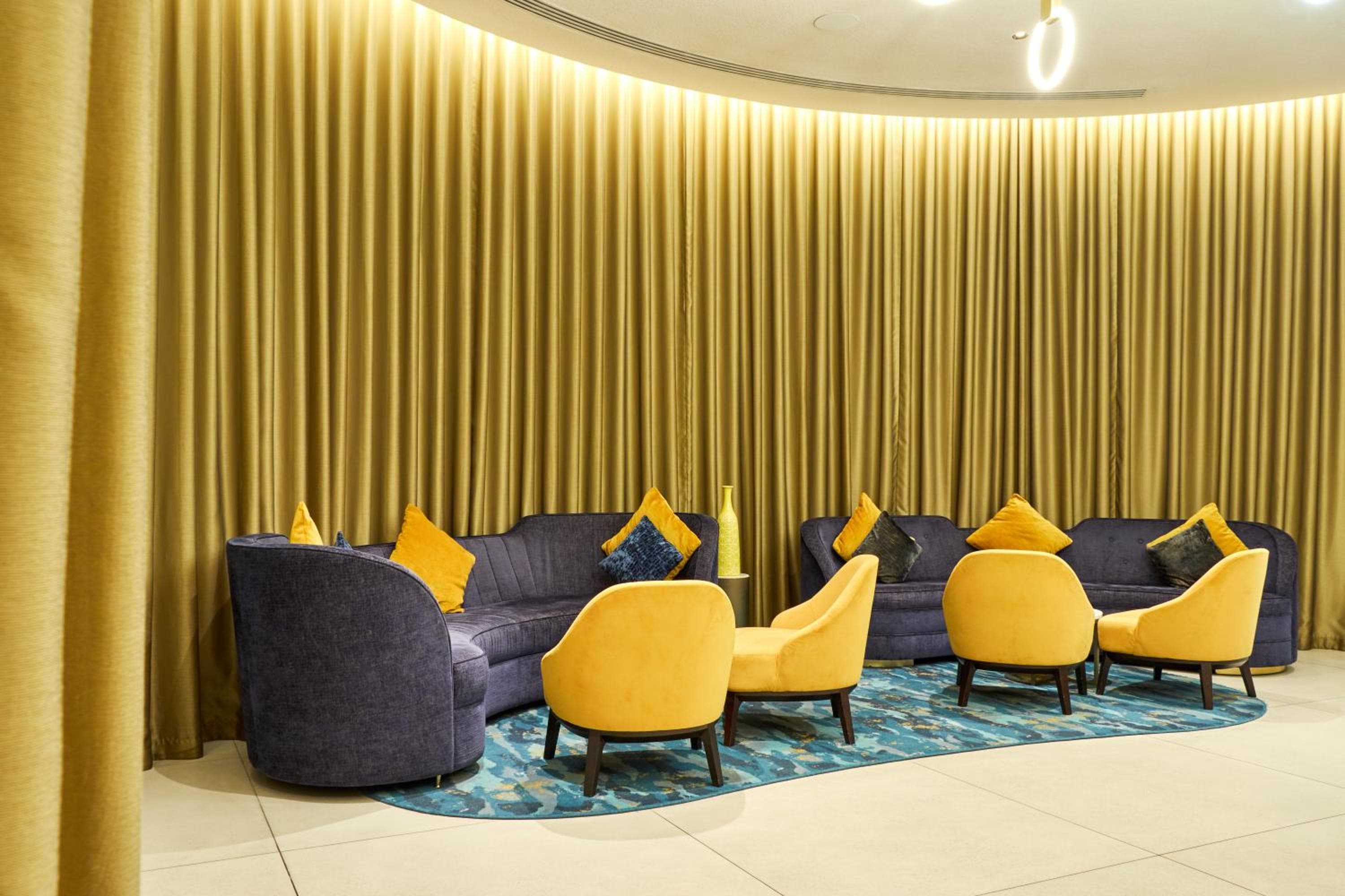 The Cumberland, London — 3