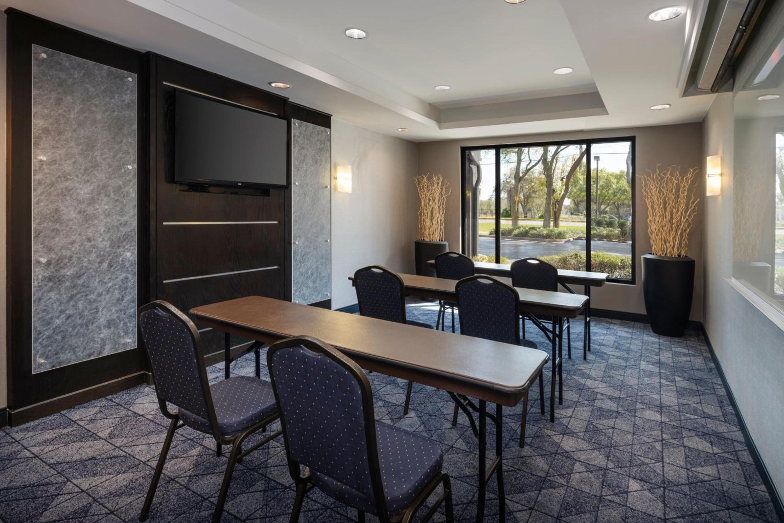 Courtyard Tampa North / I-75 Fletcher — 6
